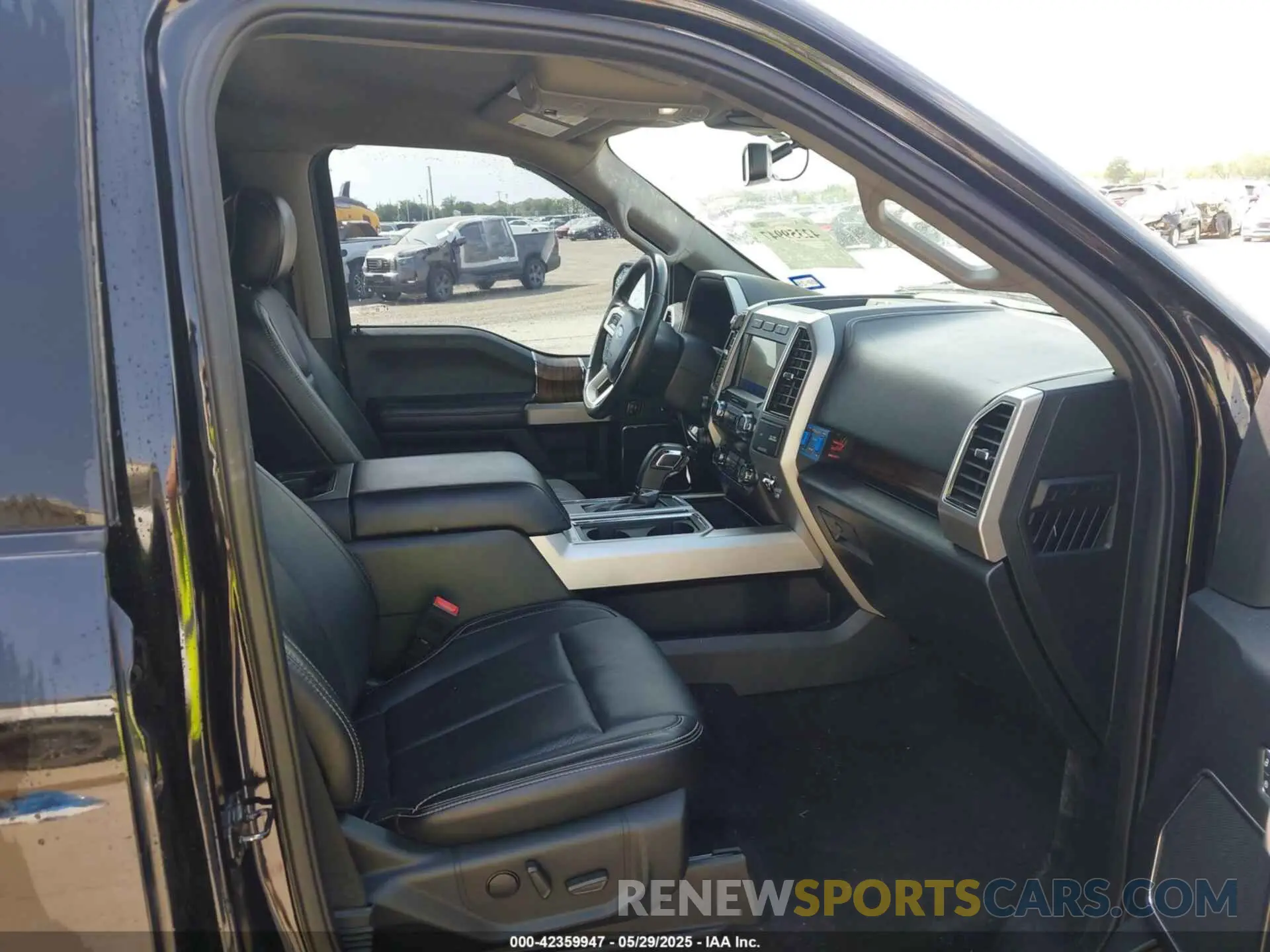 5 Photograph of a damaged car 1FTEW1E50LKF37135 FORD F-150 2020
