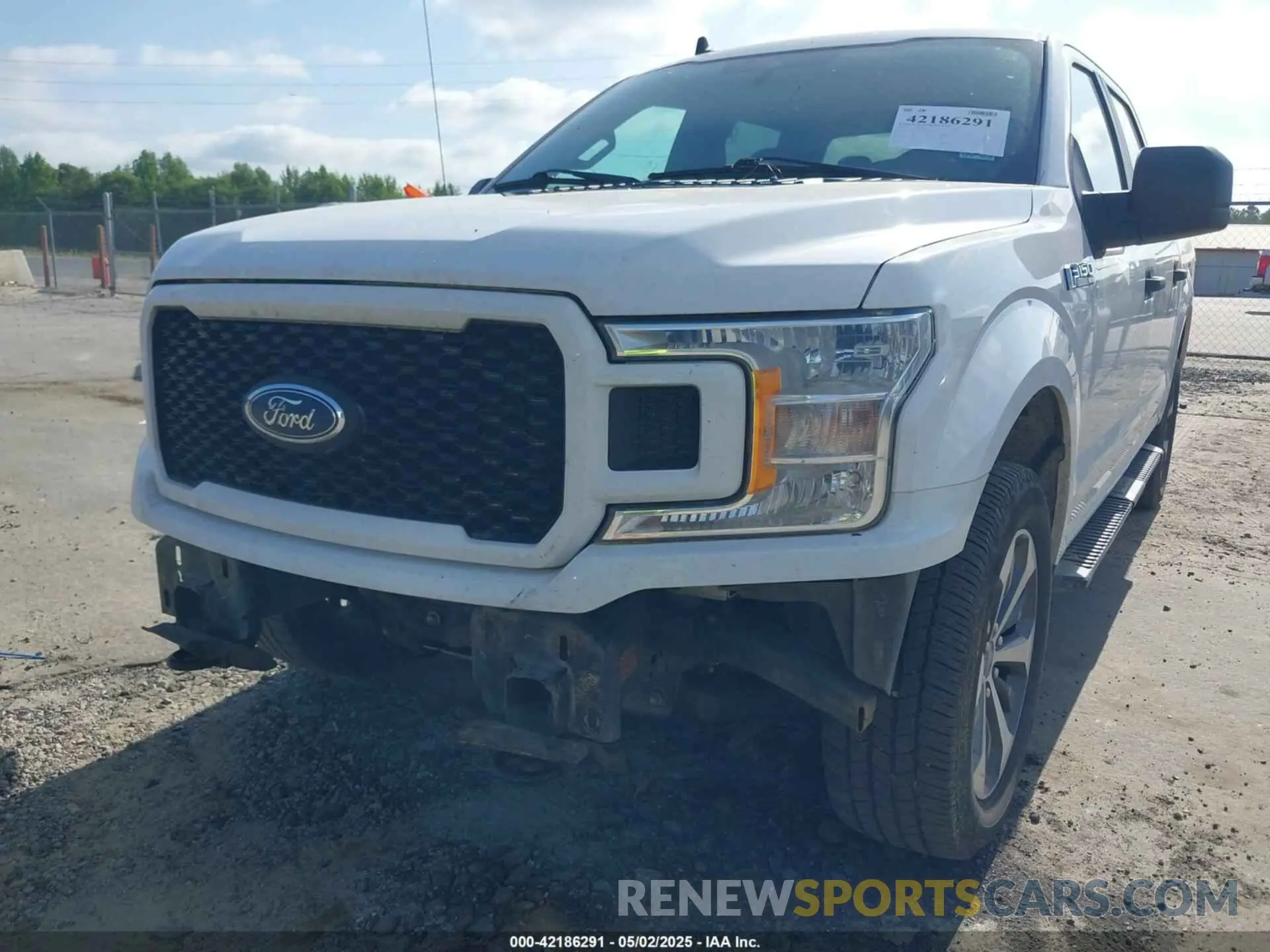 20 Photograph of a damaged car 1FTEW1E51LKD56934 FORD F-150 2020