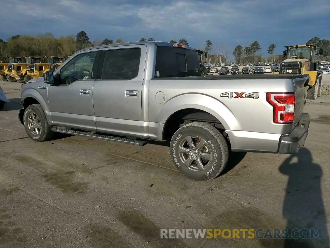 2 Photograph of a damaged car 1FTEW1E52LFC38464 FORD F-150 2020
