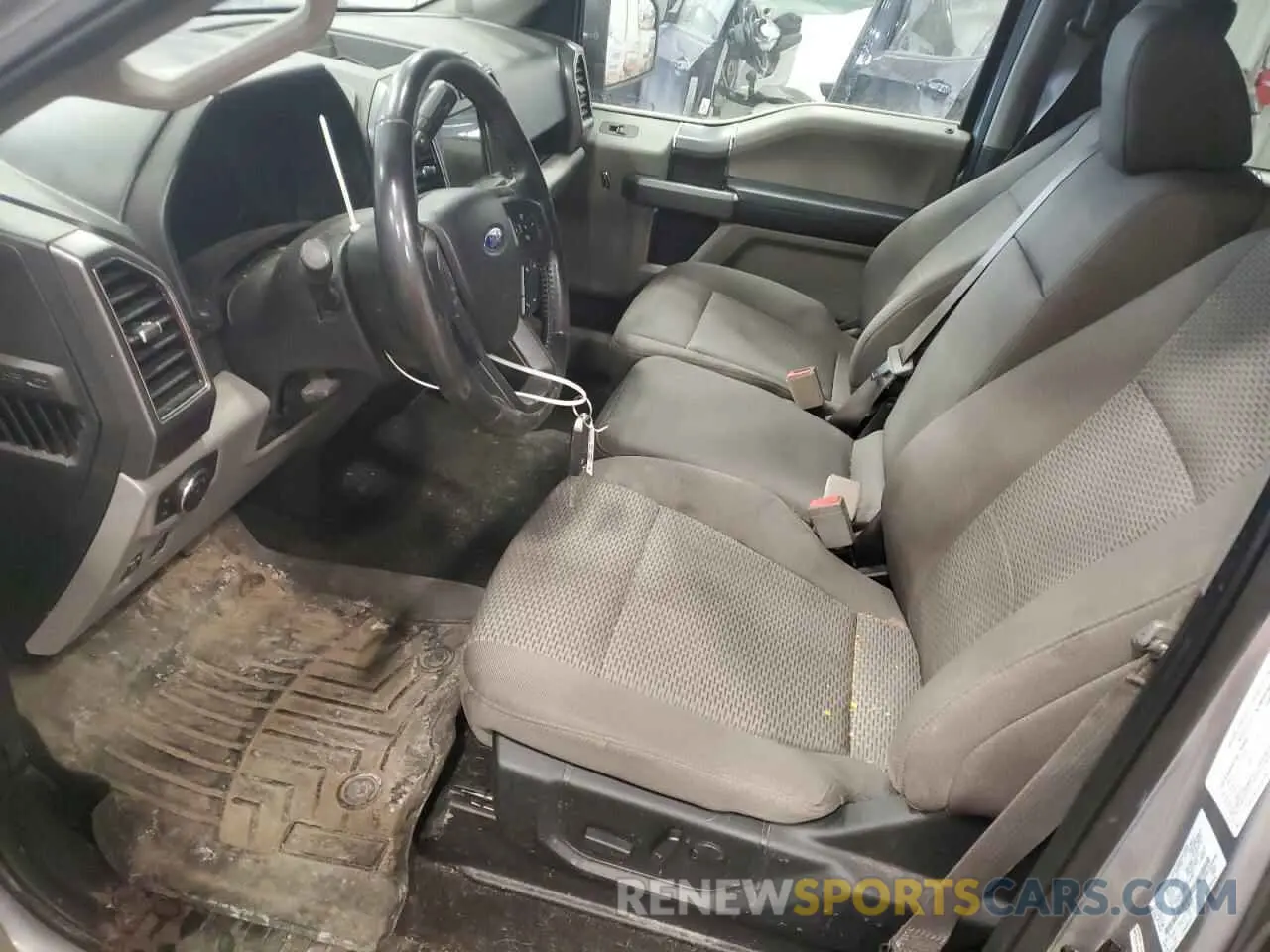 7 Photograph of a damaged car 1FTEW1E52LKF43292 FORD F-150 2020