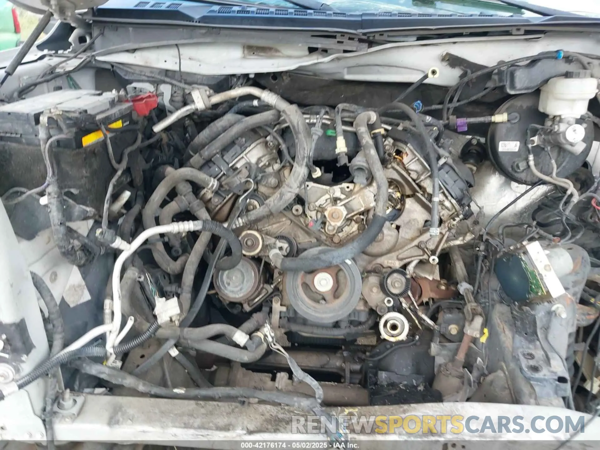 10 Photograph of a damaged car 1FTEW1E53LFB55884 FORD F-150 2020