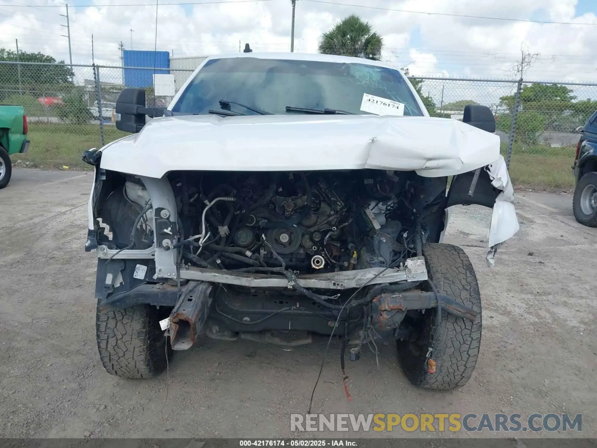 11 Photograph of a damaged car 1FTEW1E53LFB55884 FORD F-150 2020