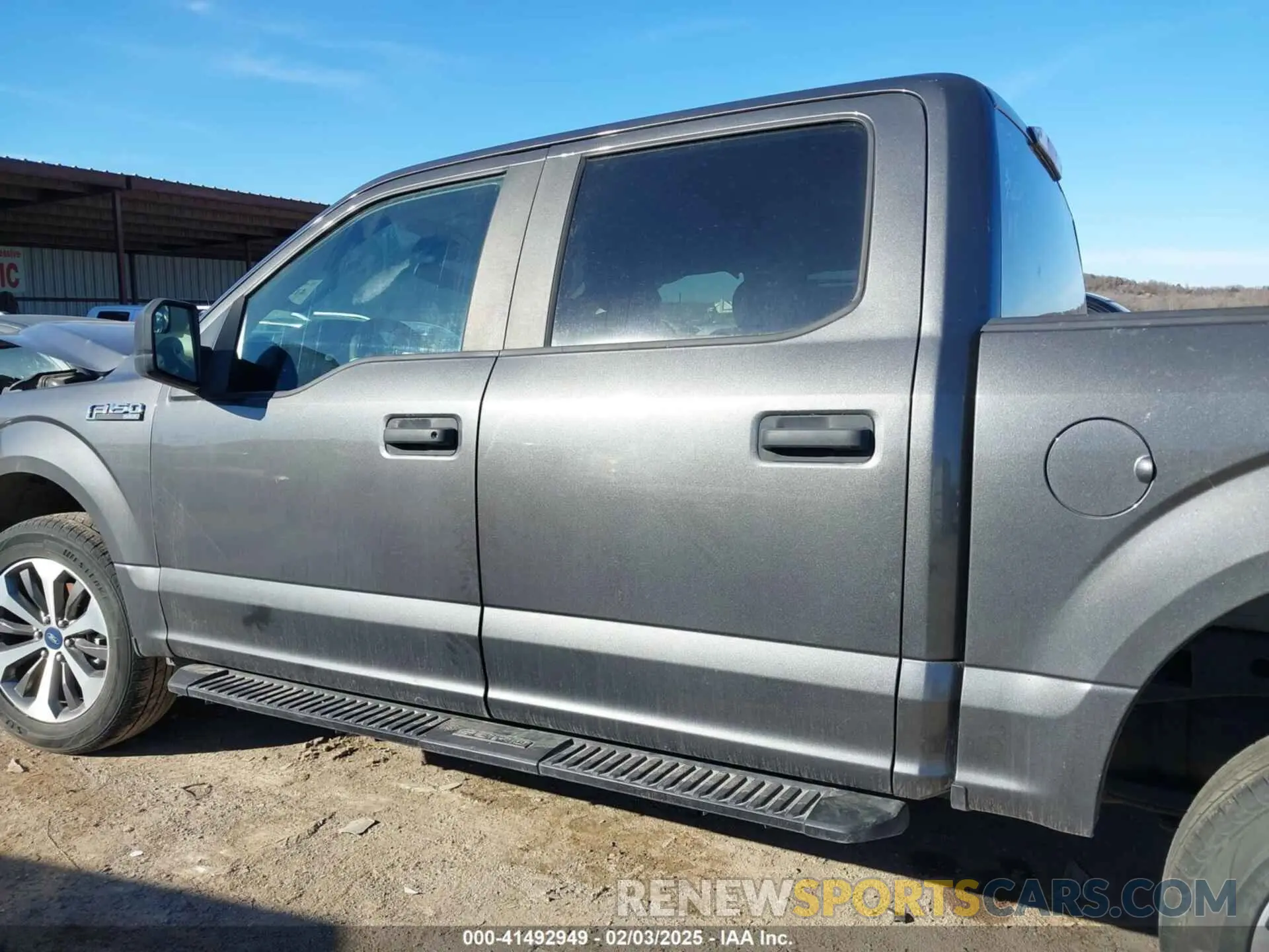15 Photograph of a damaged car 1FTEW1E53LKD01501 FORD F-150 2020
