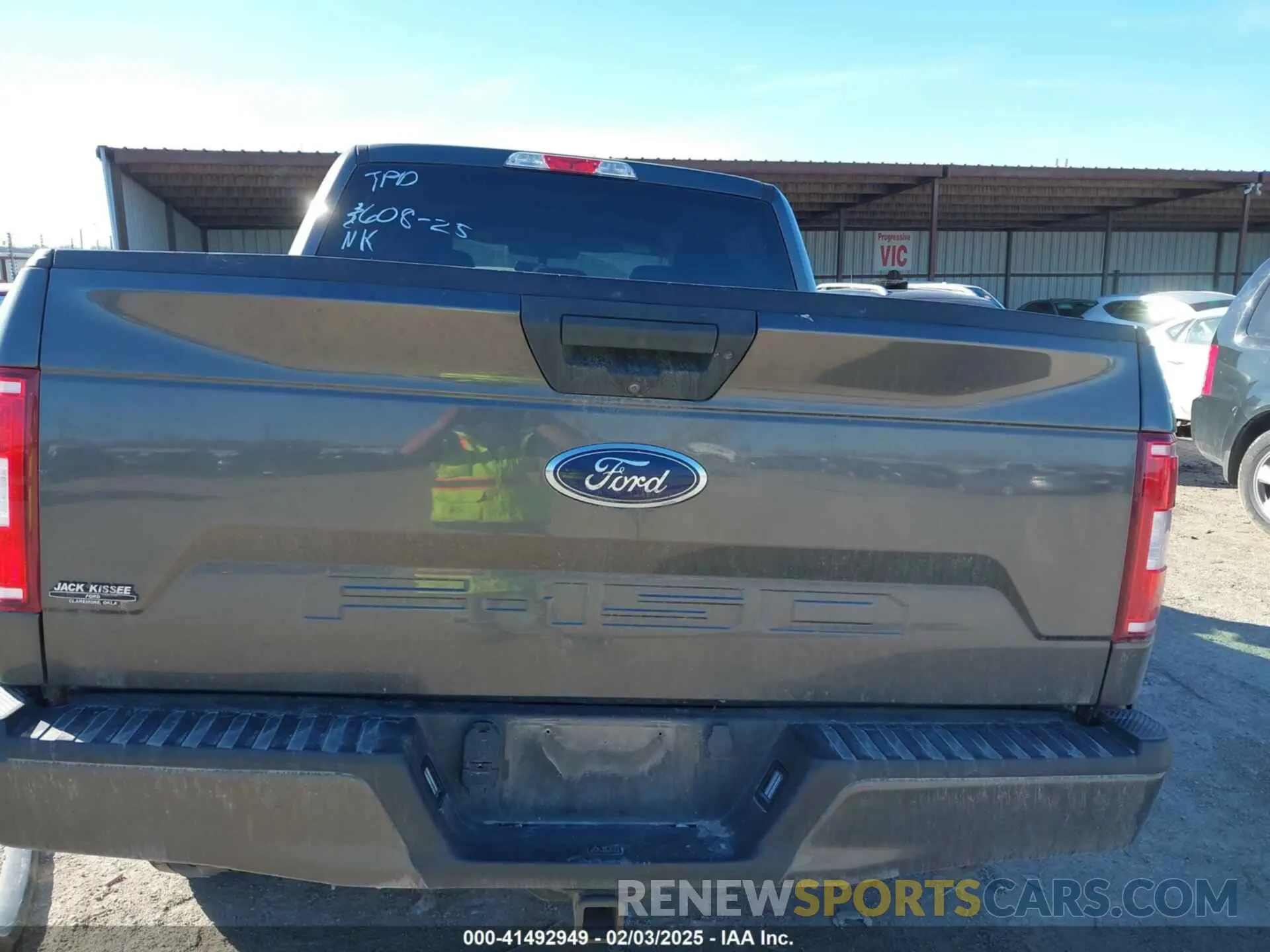 17 Photograph of a damaged car 1FTEW1E53LKD01501 FORD F-150 2020