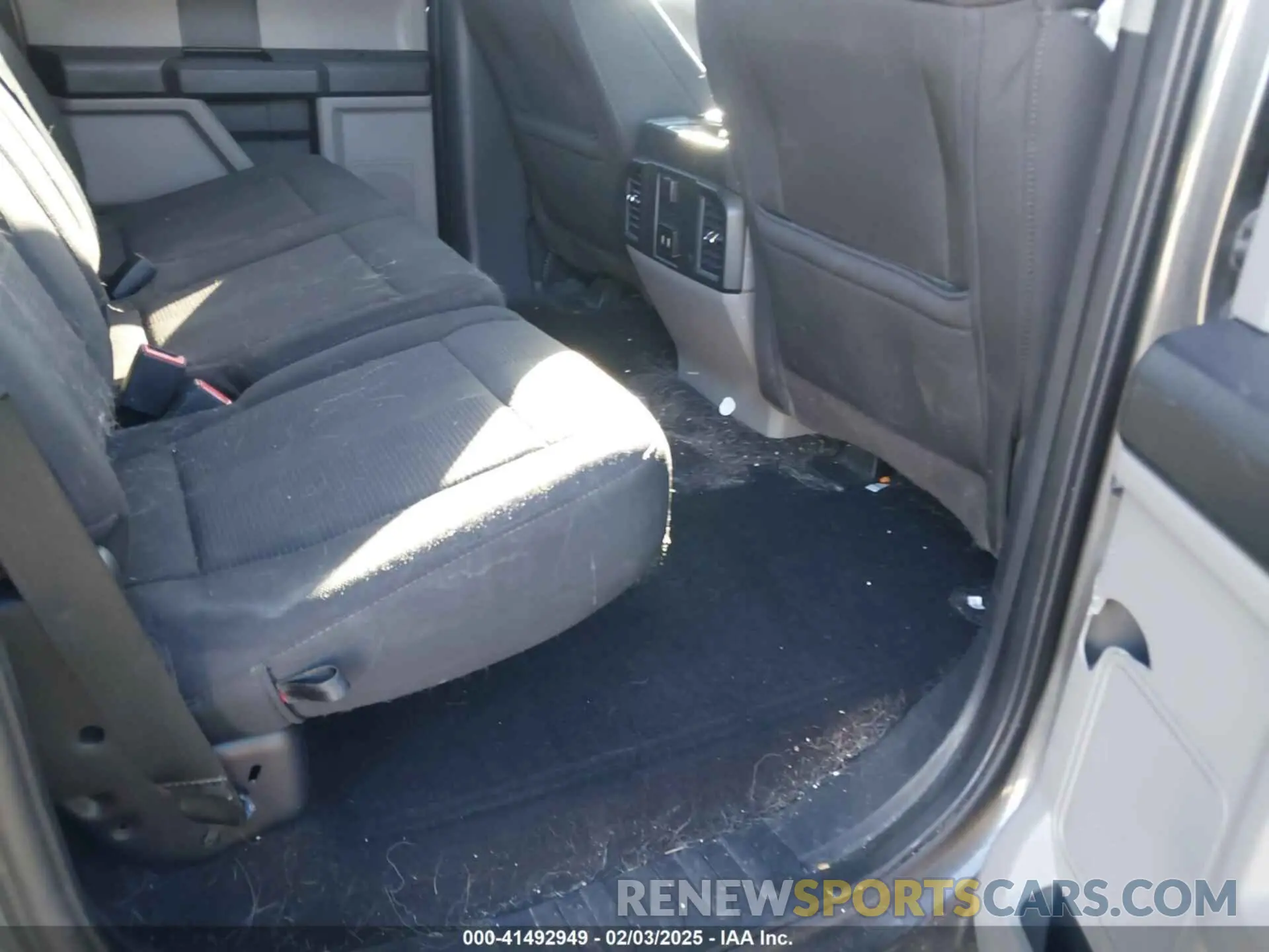 8 Photograph of a damaged car 1FTEW1E53LKD01501 FORD F-150 2020