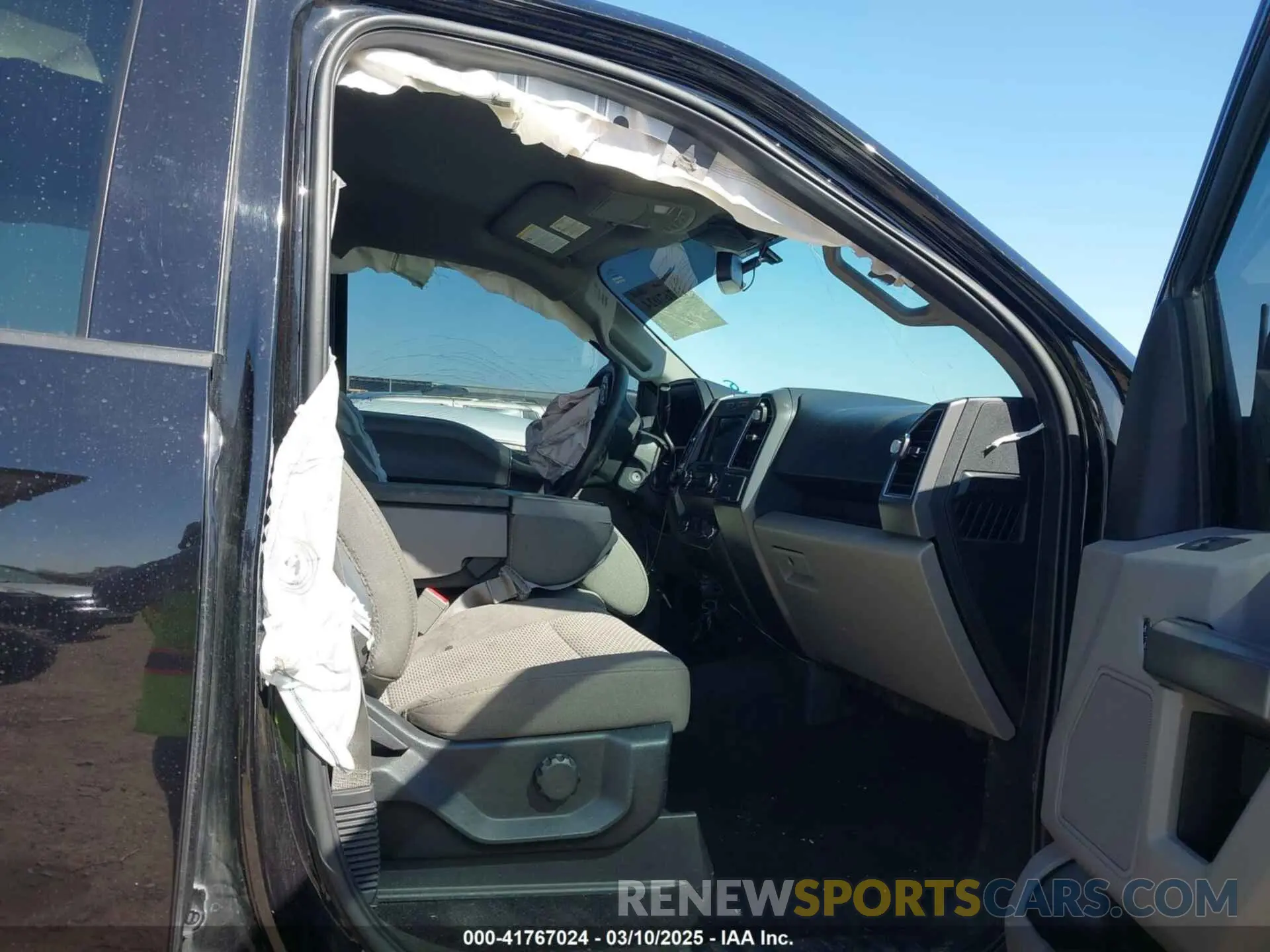 5 Photograph of a damaged car 1FTEW1E53LKD27693 FORD F-150 2020