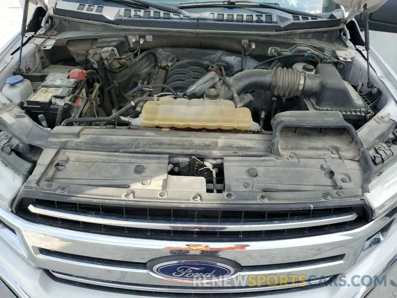 11 Photograph of a damaged car 1FTEW1E54LFC49160 FORD F-150 2020