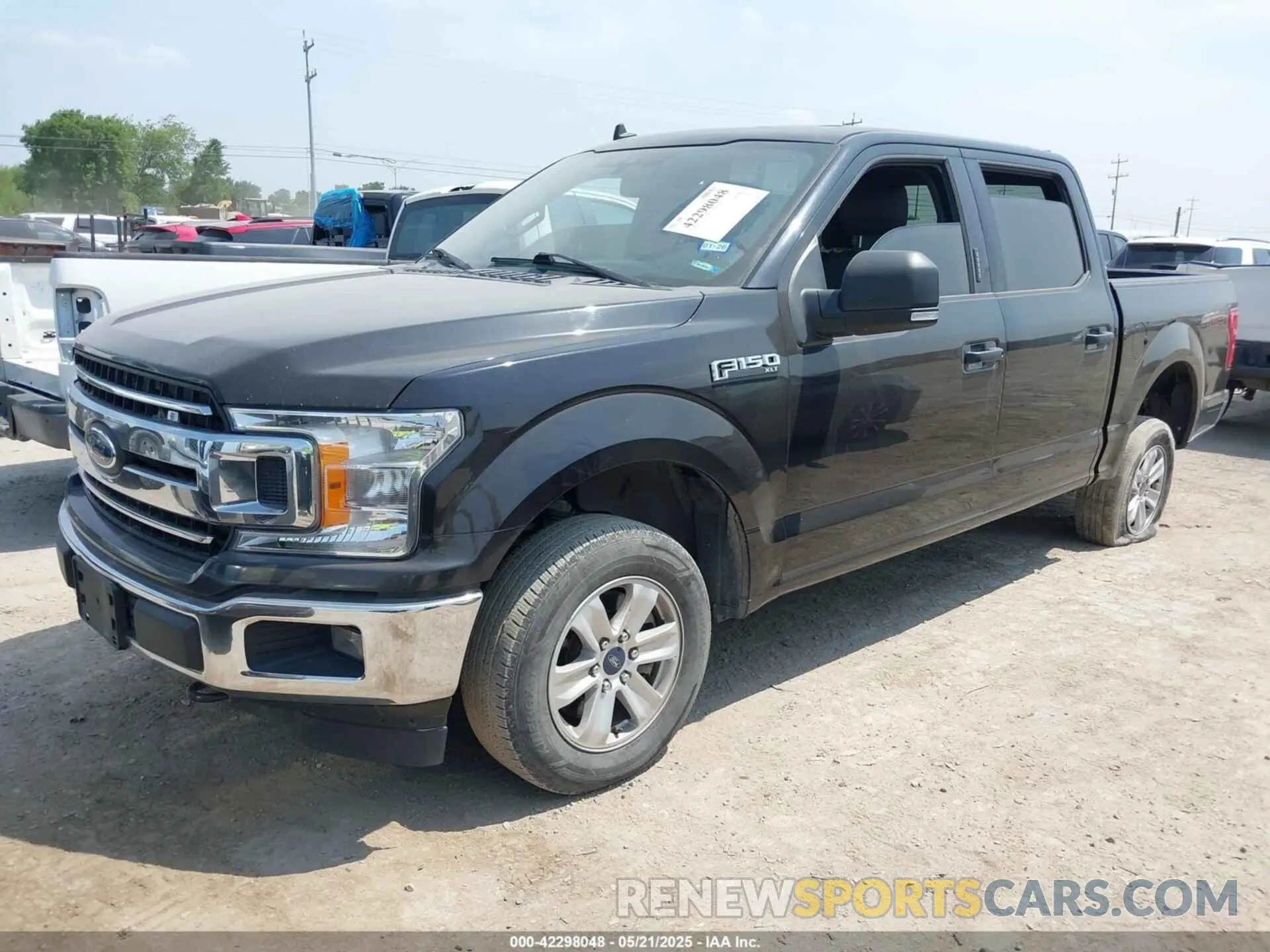 2 Photograph of a damaged car 1FTEW1E55LKD52336 FORD F-150 2020