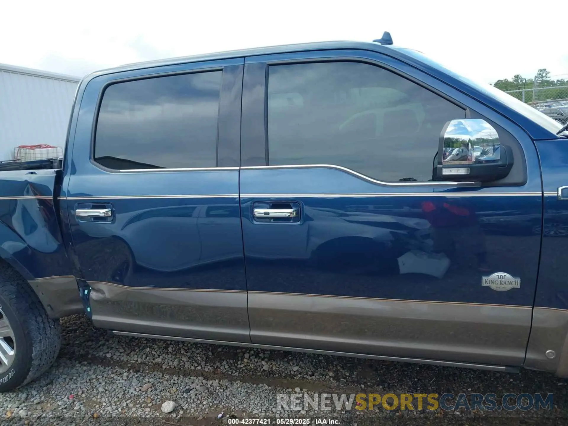 14 Photograph of a damaged car 1FTEW1E56LFA34010 FORD F-150 2020