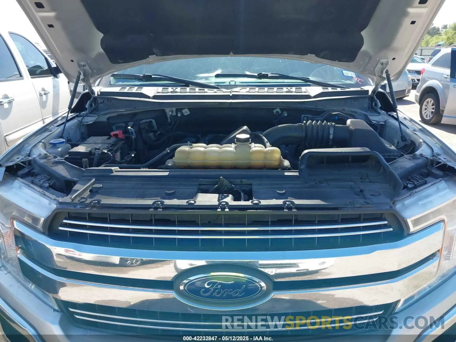 10 Photograph of a damaged car 1FTEW1E56LFA63720 FORD F-150 2020