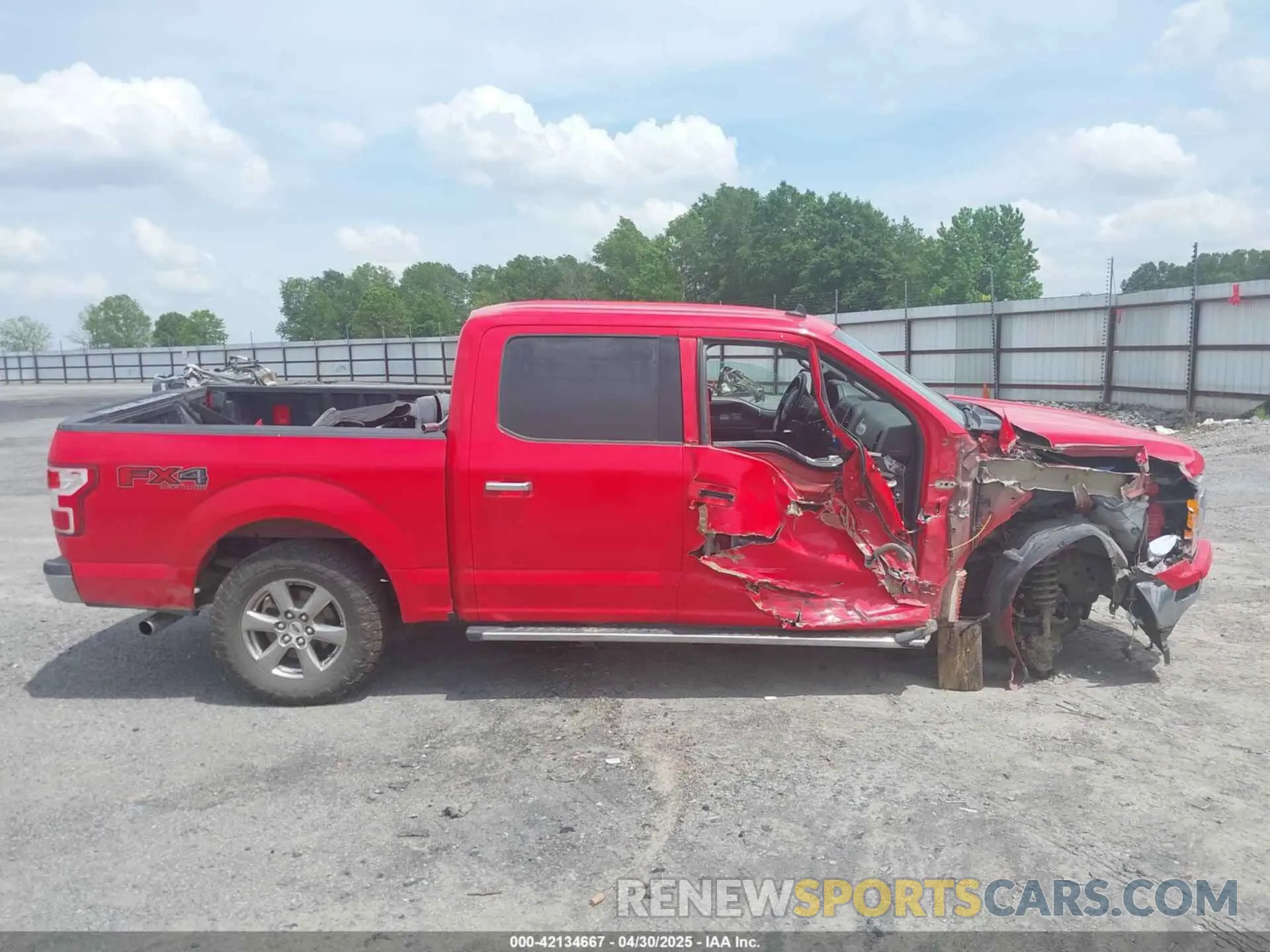 13 Photograph of a damaged car 1FTEW1E56LKE33121 FORD F-150 2020