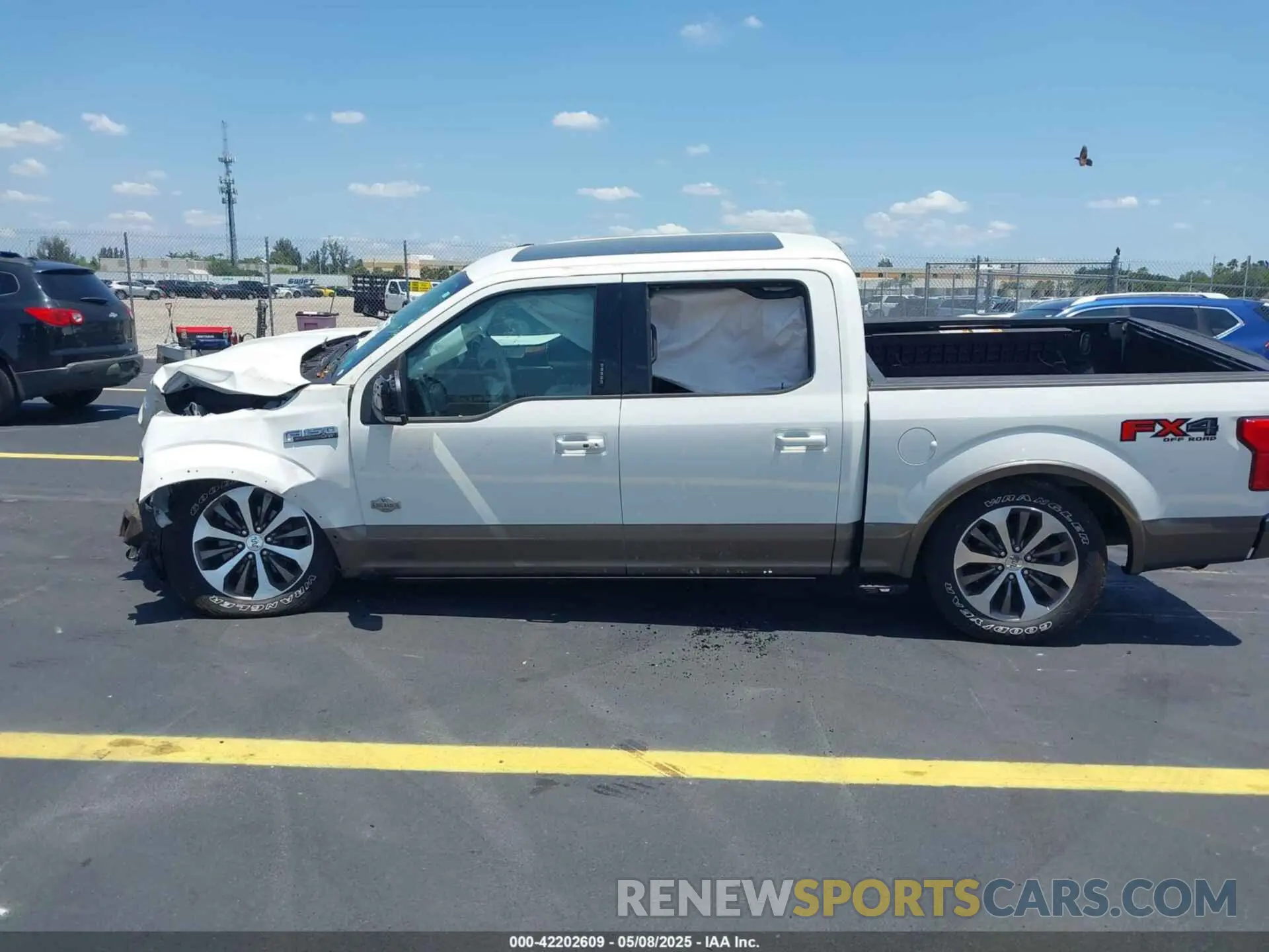 13 Photograph of a damaged car 1FTEW1E57LFC71427 FORD F-150 2020