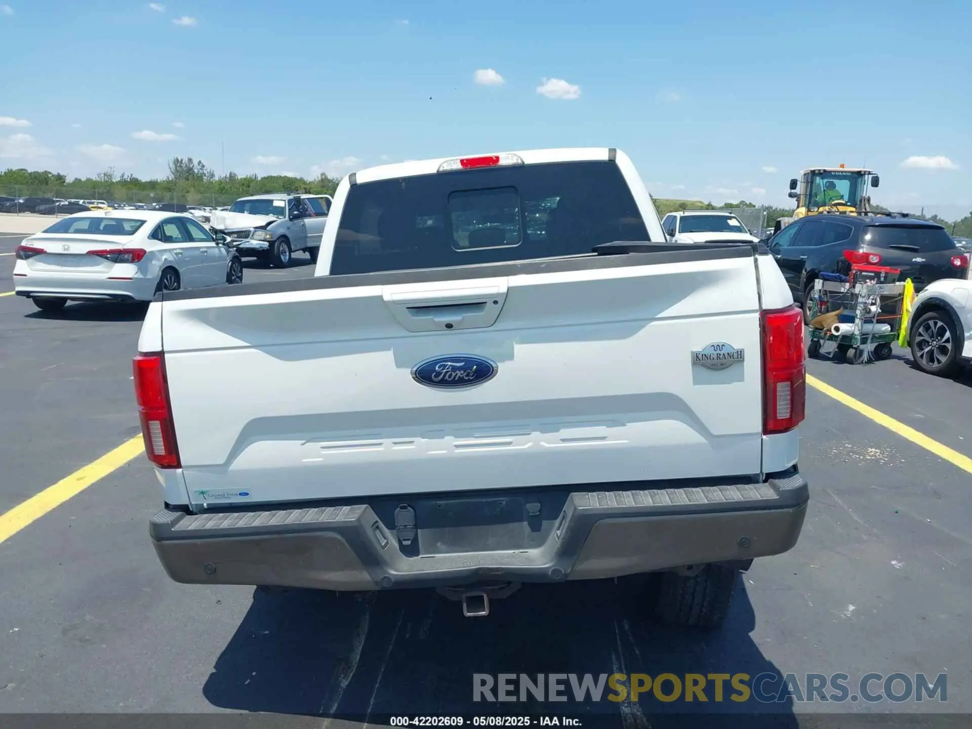 15 Photograph of a damaged car 1FTEW1E57LFC71427 FORD F-150 2020