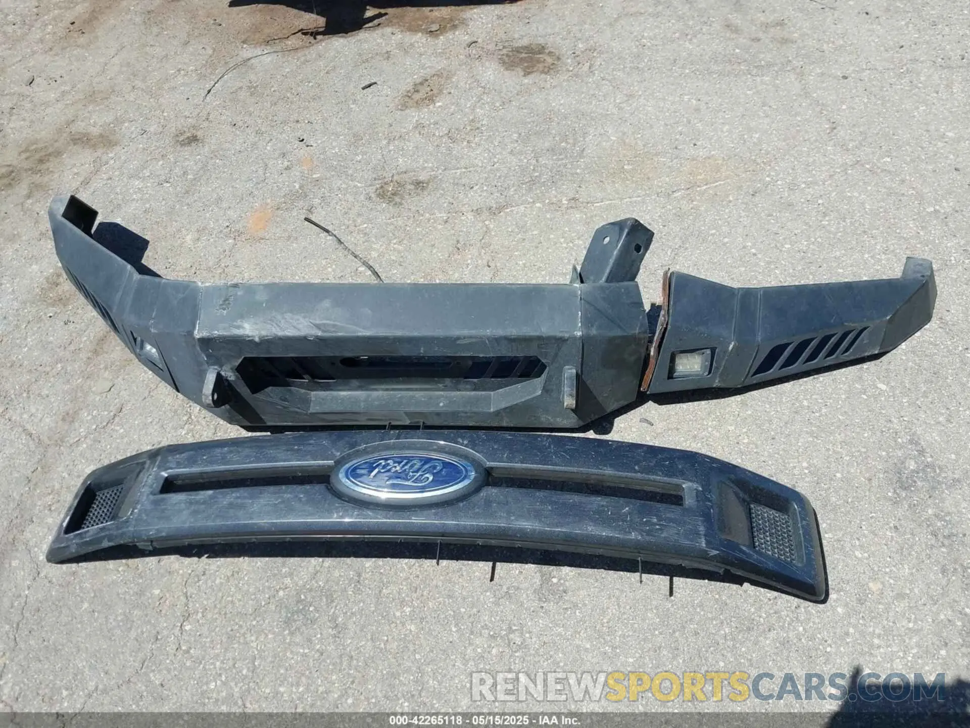 12 Photograph of a damaged car 1FTEW1E57LKE71523 FORD F-150 2020