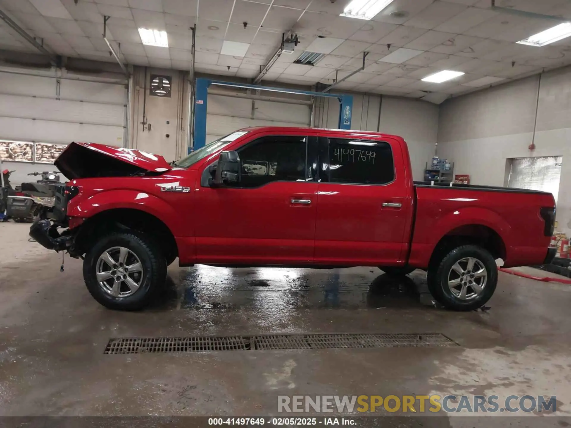 15 Photograph of a damaged car 1FTEW1E57LKE84045 FORD F-150 2020