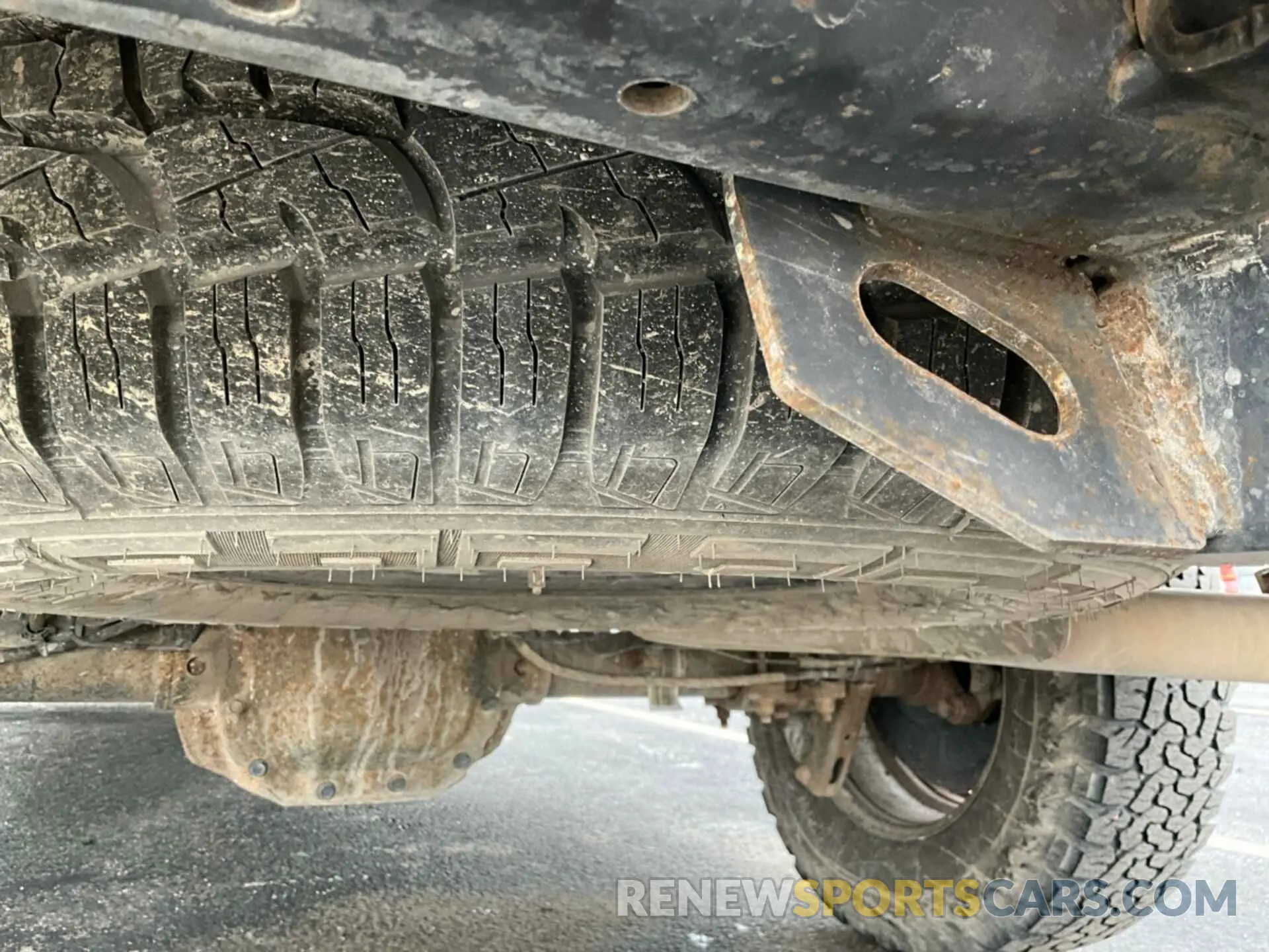 17 Photograph of a damaged car 1FTEW1E58LFA28144 FORD F-150 2020