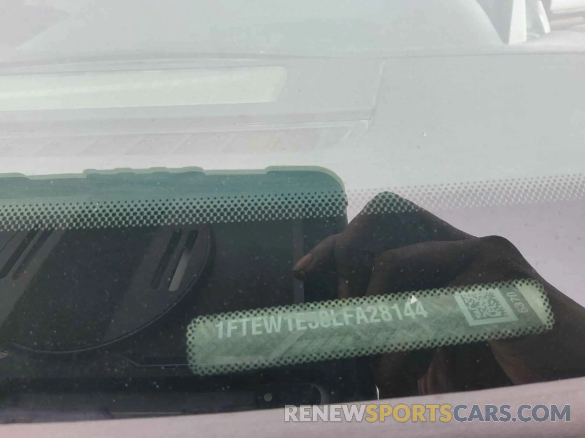 24 Photograph of a damaged car 1FTEW1E58LFA28144 FORD F-150 2020