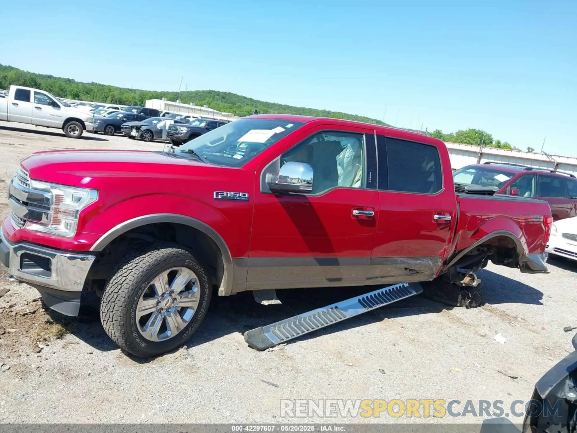 14 Photograph of a damaged car 1FTEW1E58LKD41914 FORD F-150 2020