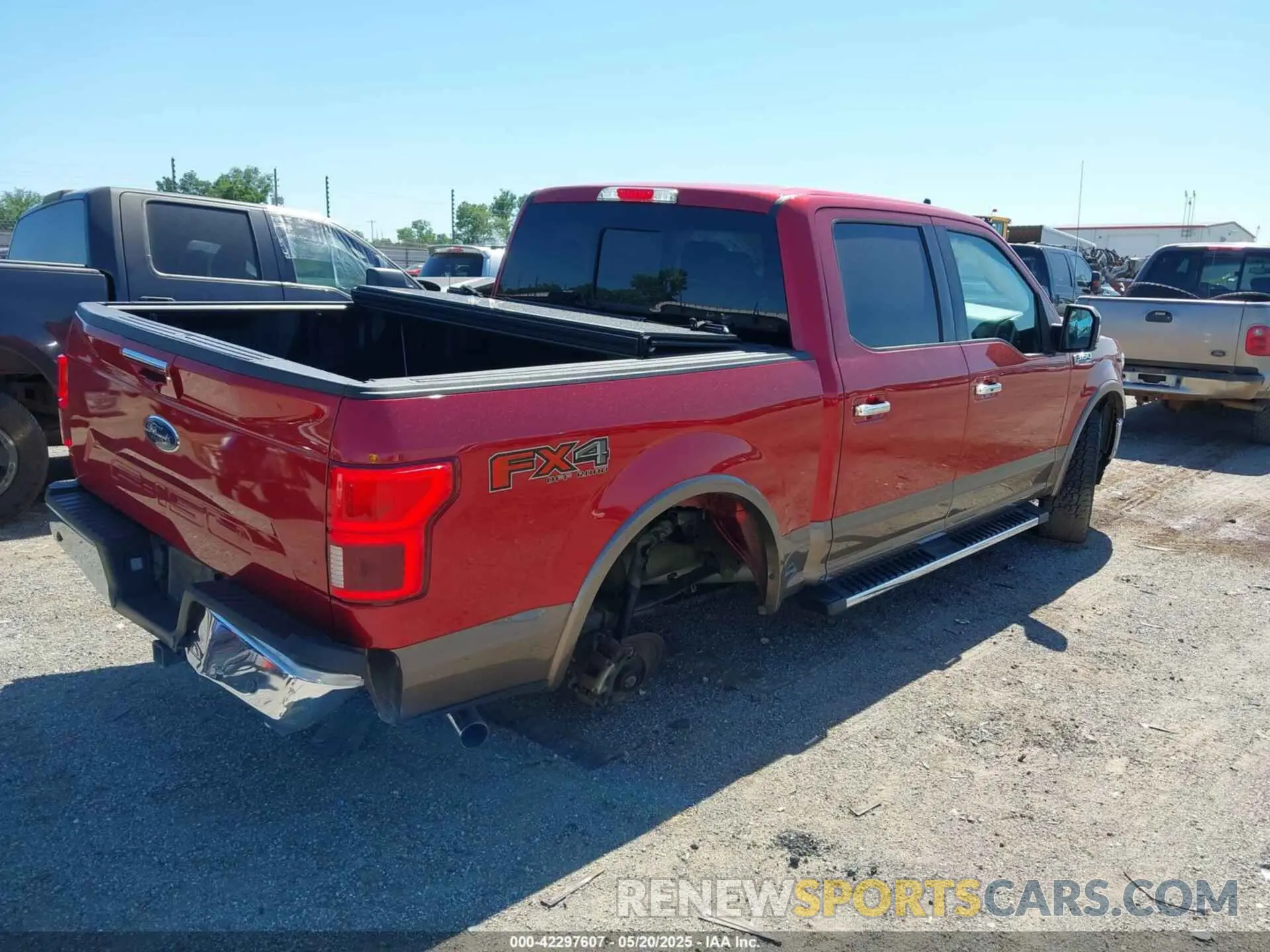 4 Photograph of a damaged car 1FTEW1E58LKD41914 FORD F-150 2020