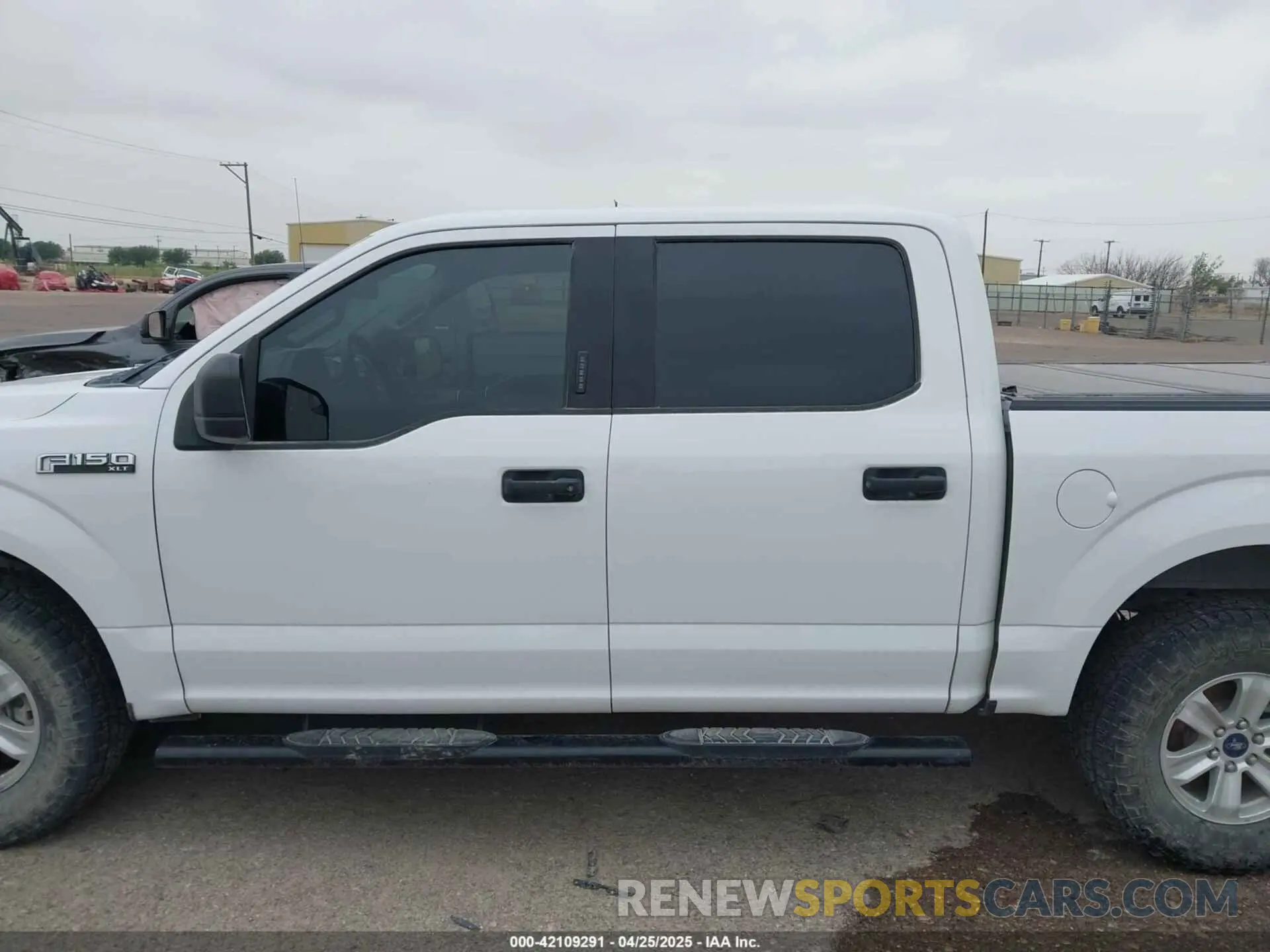 15 Photograph of a damaged car 1FTEW1E58LKD69020 FORD F-150 2020