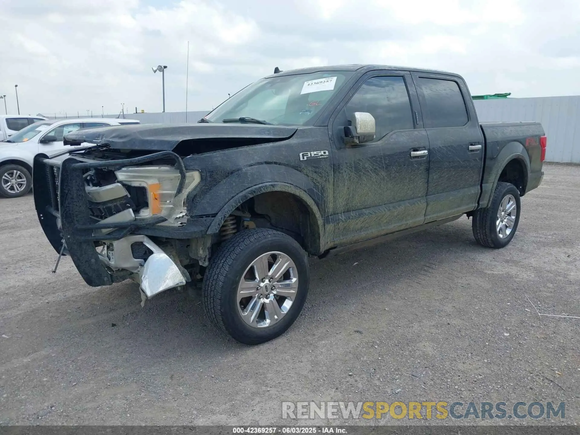 2 Photograph of a damaged car 1FTEW1E58LKF54409 FORD F-150 2020