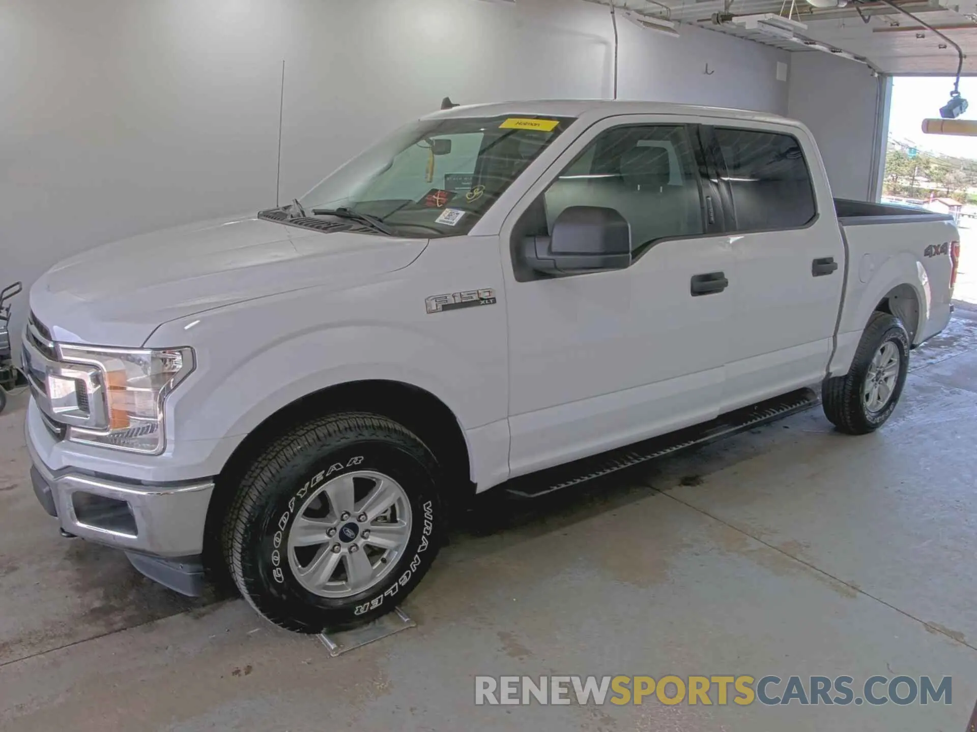 7 Photograph of a damaged car 1FTEW1E59LKE81373 FORD F-150 2020