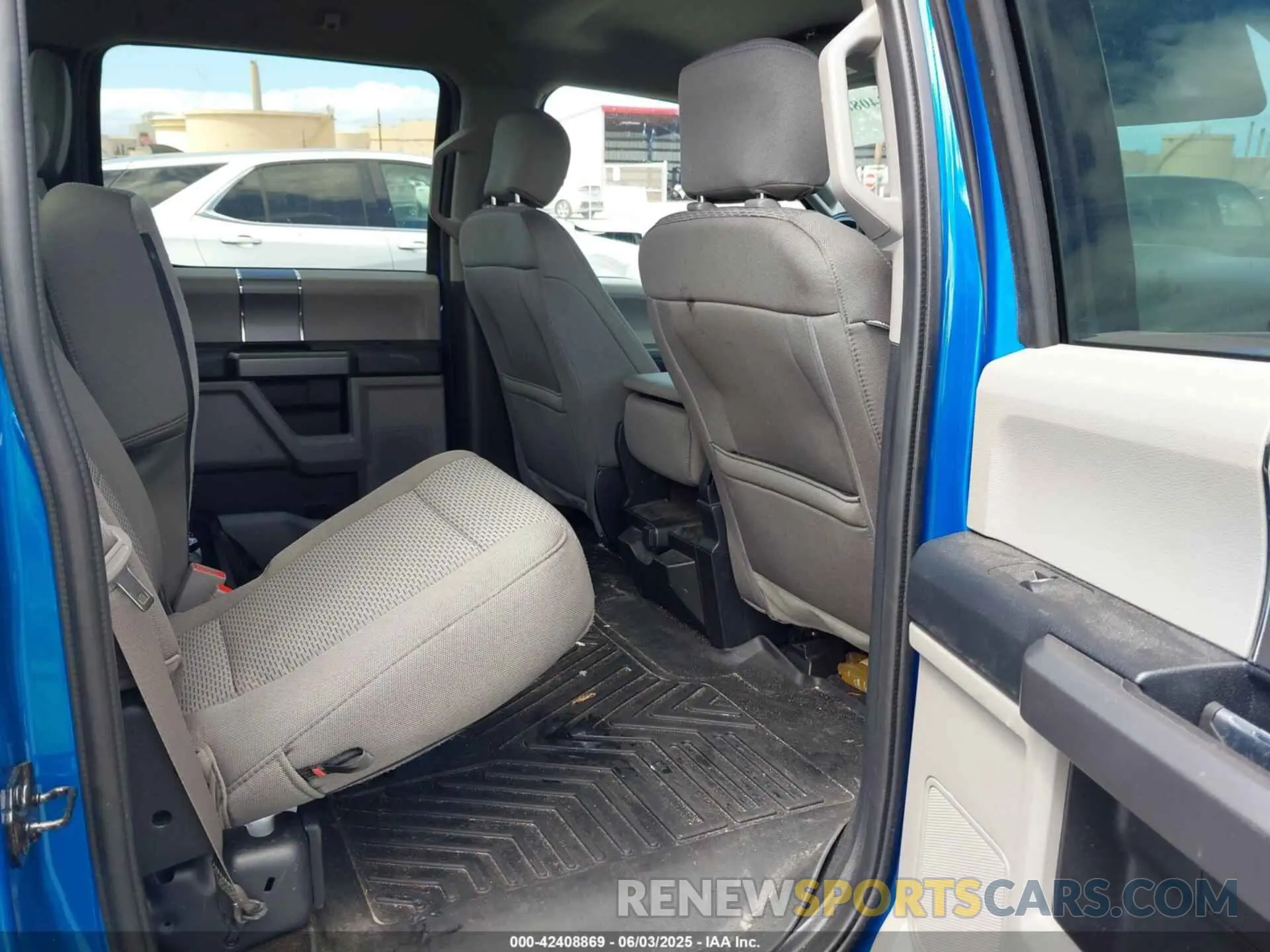 8 Photograph of a damaged car 1FTEW1E5XLFC72202 FORD F-150 2020