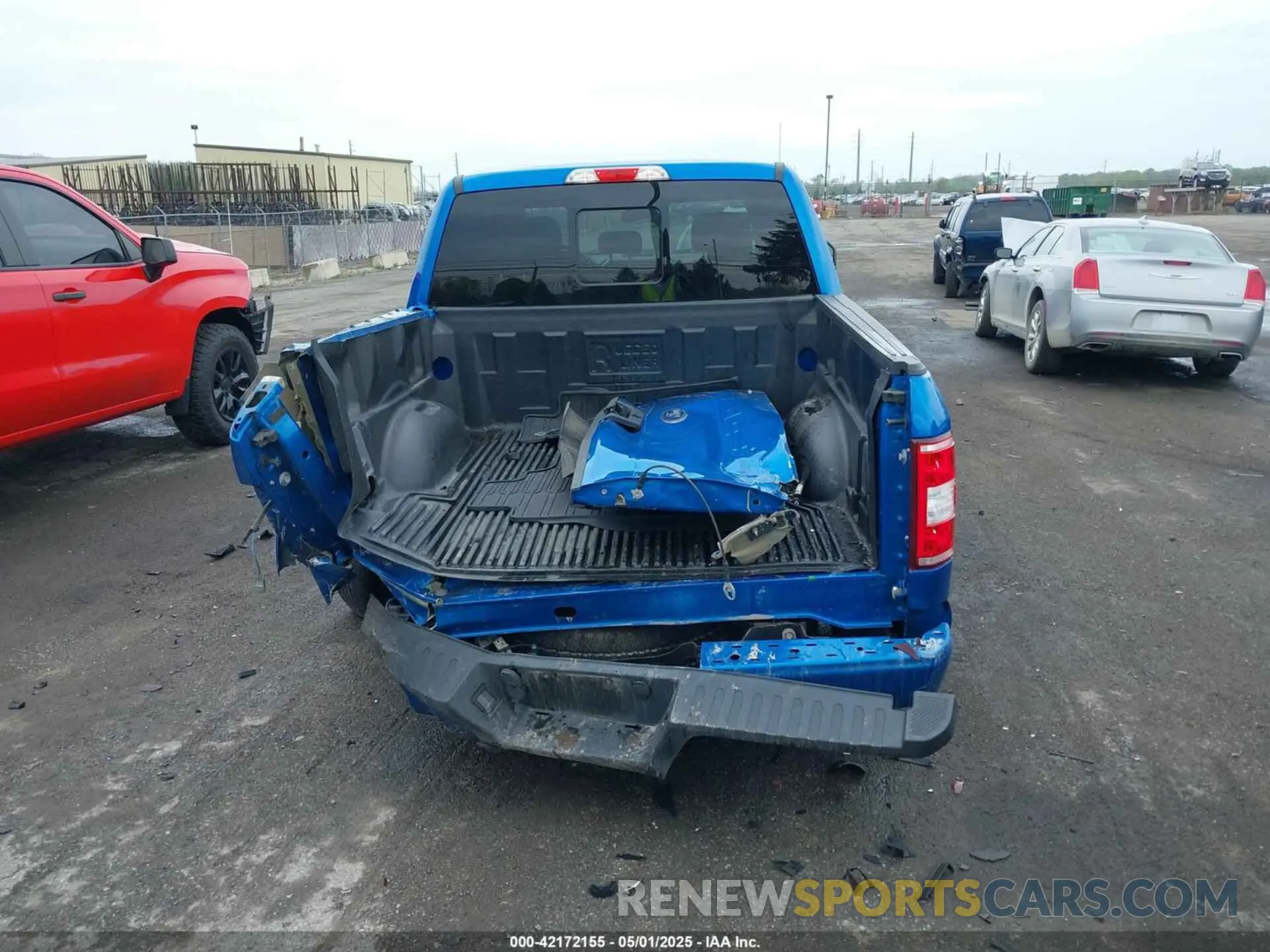 17 Photograph of a damaged car 1FTEW1EP0LFB88939 FORD F-150 2020