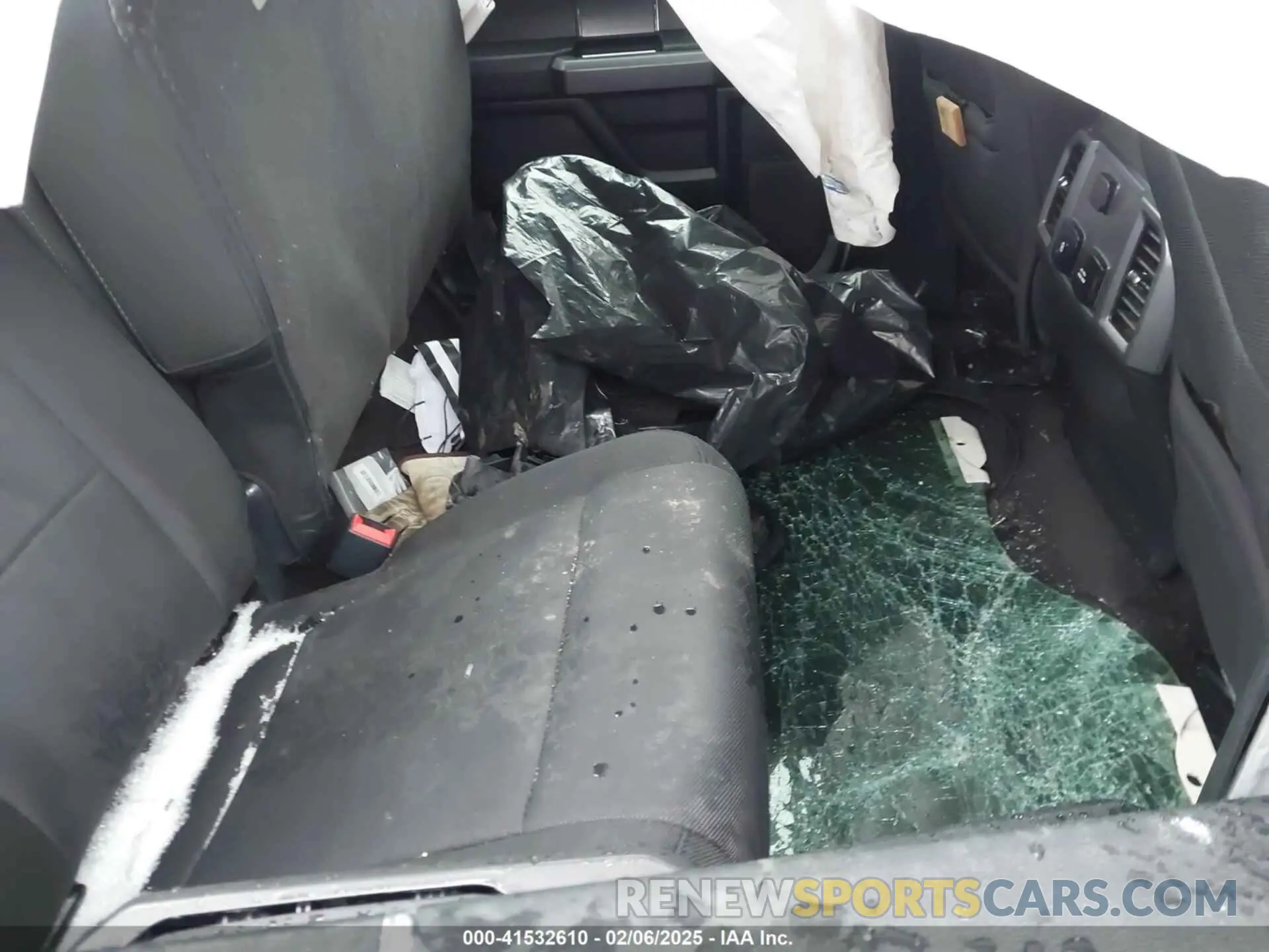 8 Photograph of a damaged car 1FTEW1EP0LFC55782 FORD F-150 2020