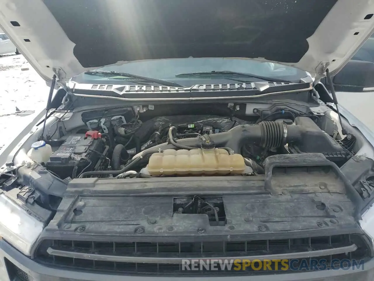 11 Photograph of a damaged car 1FTEW1EP1LFB77996 FORD F-150 2020