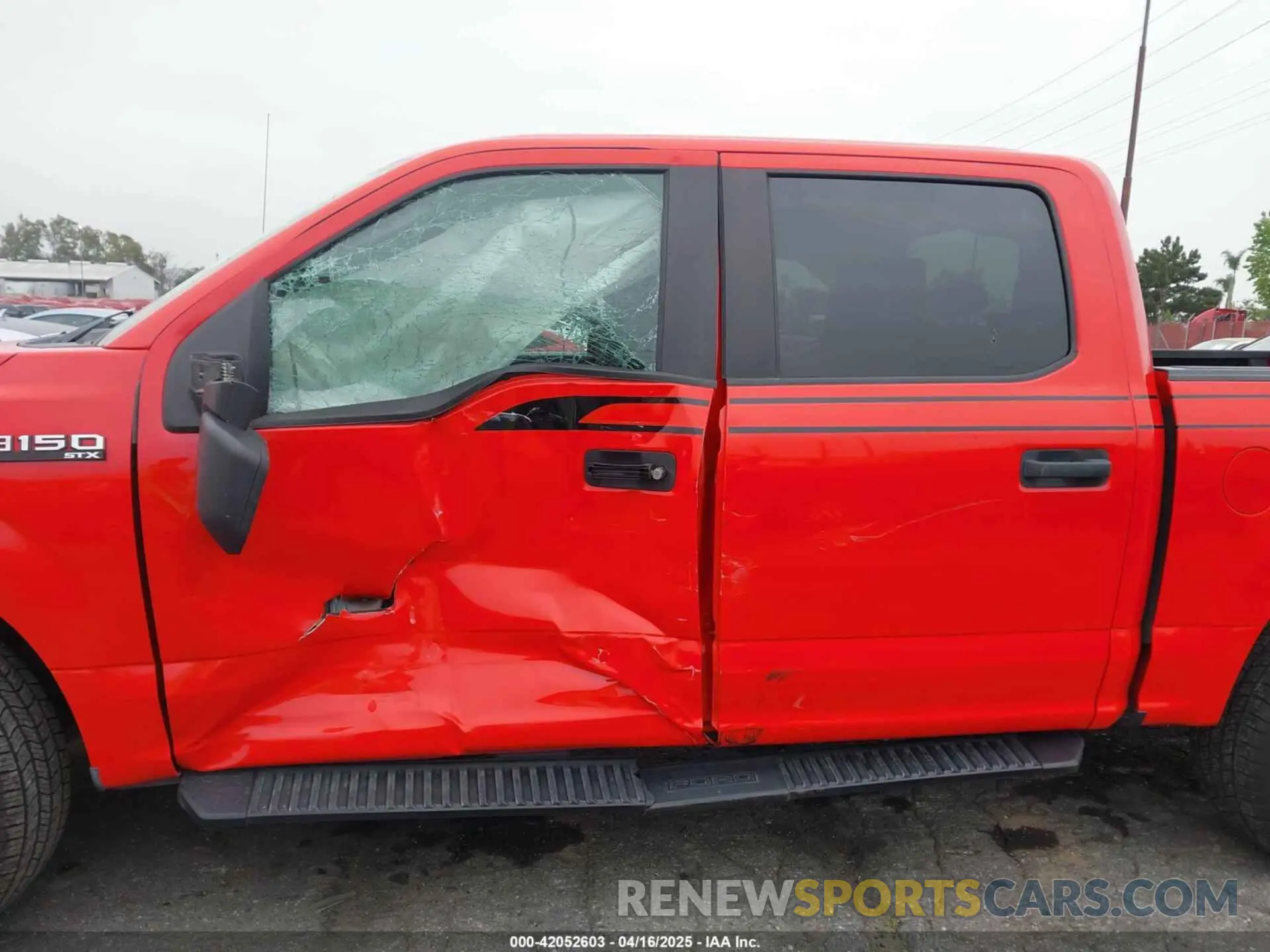 21 Photograph of a damaged car 1FTEW1EP1LFC56374 FORD F-150 2020