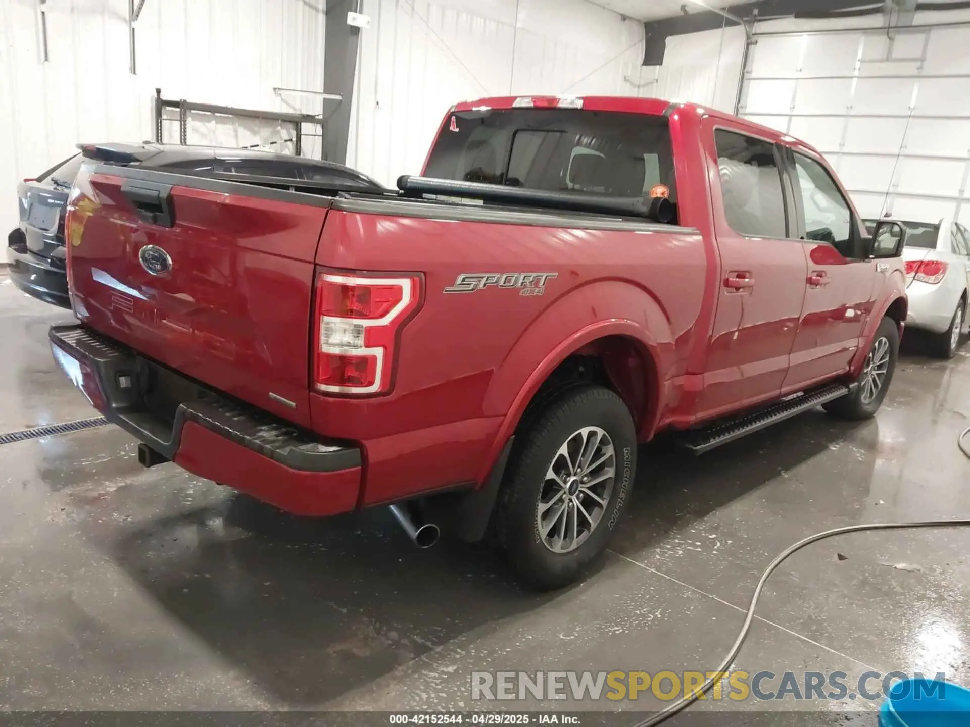 4 Photograph of a damaged car 1FTEW1EP1LKD38886 FORD F-150 2020