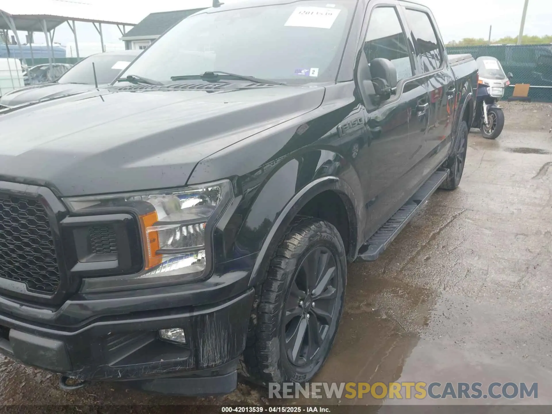 18 Photograph of a damaged car 1FTEW1EP2LFB39127 FORD F-150 2020