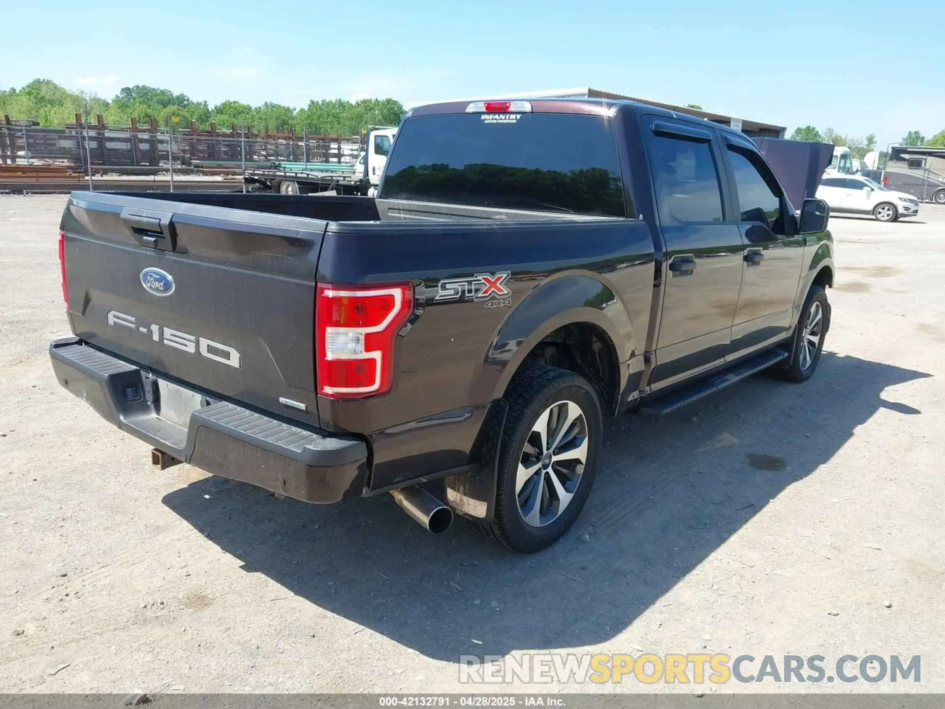 4 Photograph of a damaged car 1FTEW1EP3LFC56067 FORD F-150 2020