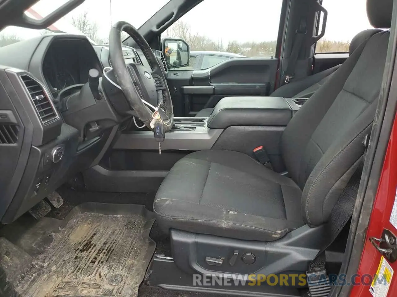 7 Photograph of a damaged car 1FTEW1EP4LKF53209 FORD F-150 2020