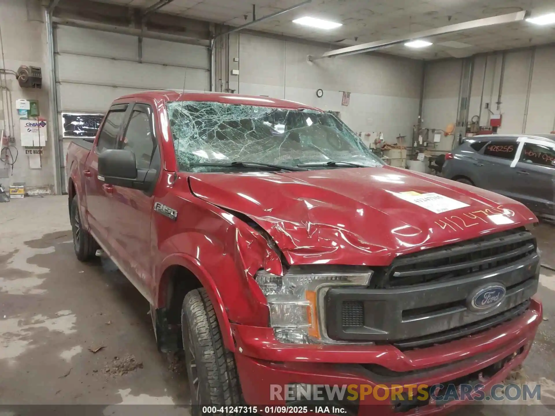 17 Photograph of a damaged car 1FTEW1EP5LFA80834 FORD F-150 2020