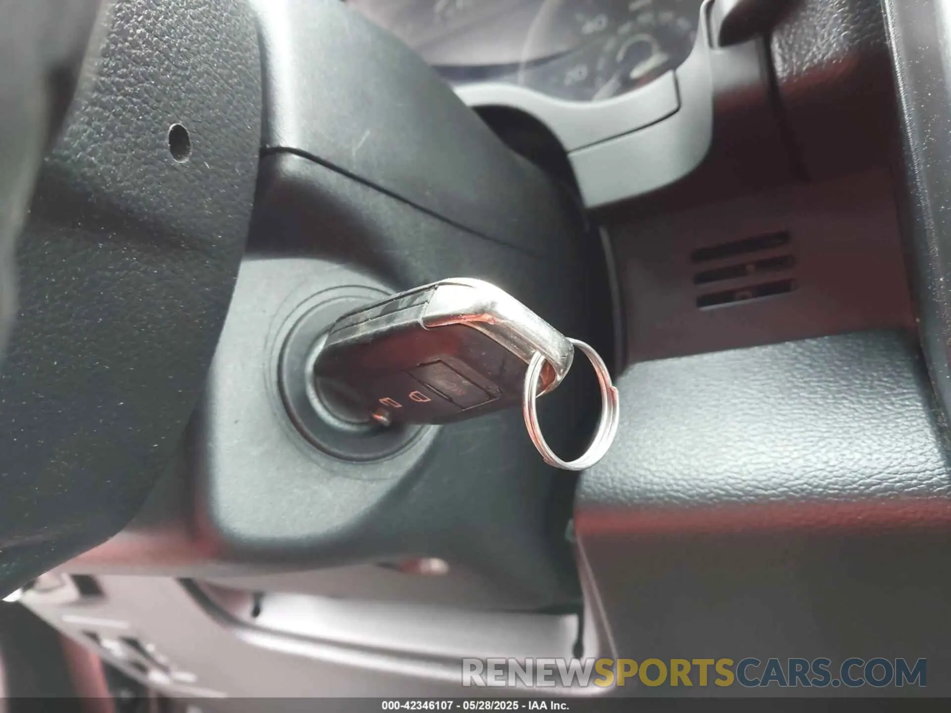 11 Photograph of a damaged car 1FTEW1EP5LFA81353 FORD F-150 2020