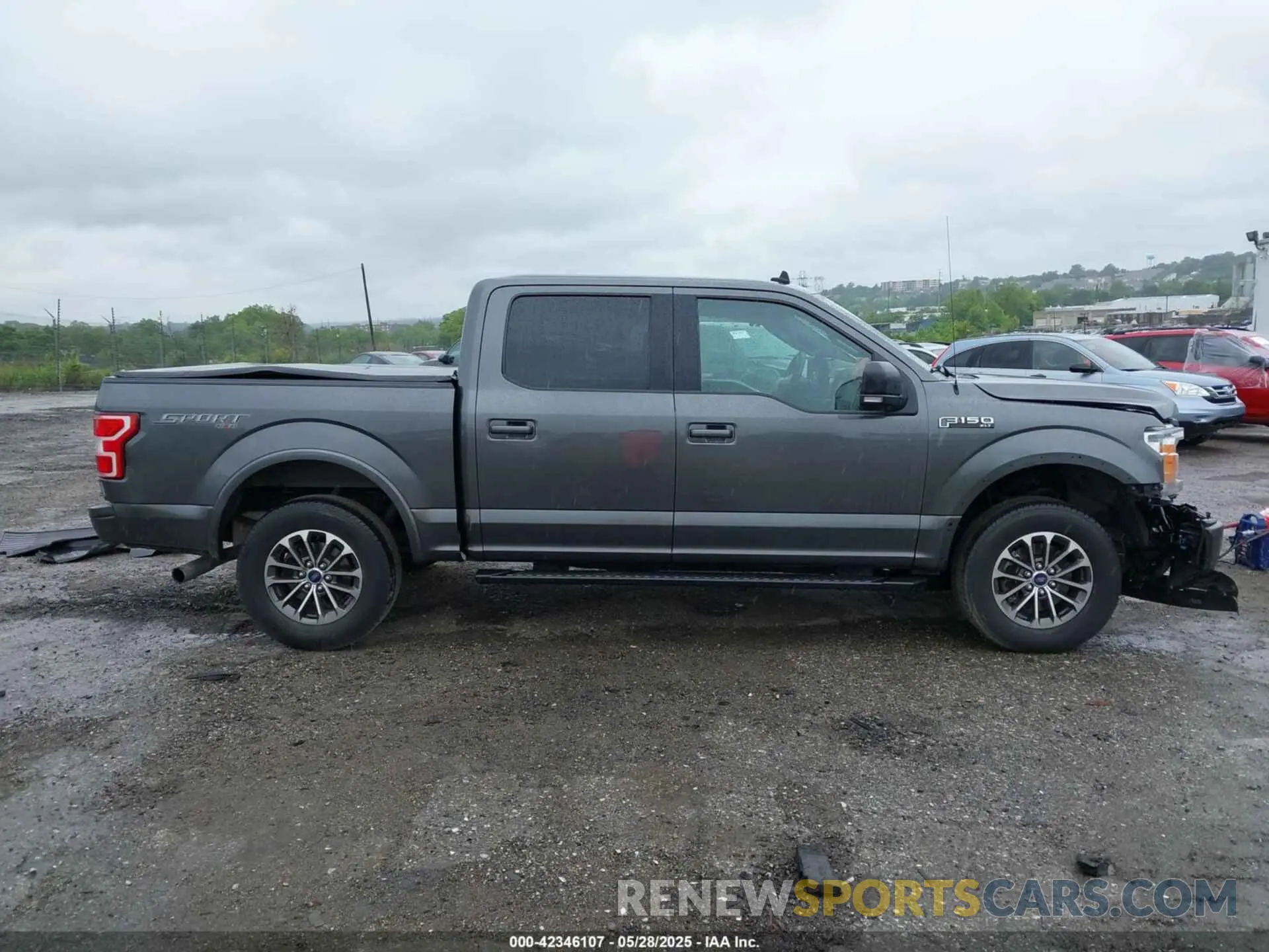 14 Photograph of a damaged car 1FTEW1EP5LFA81353 FORD F-150 2020
