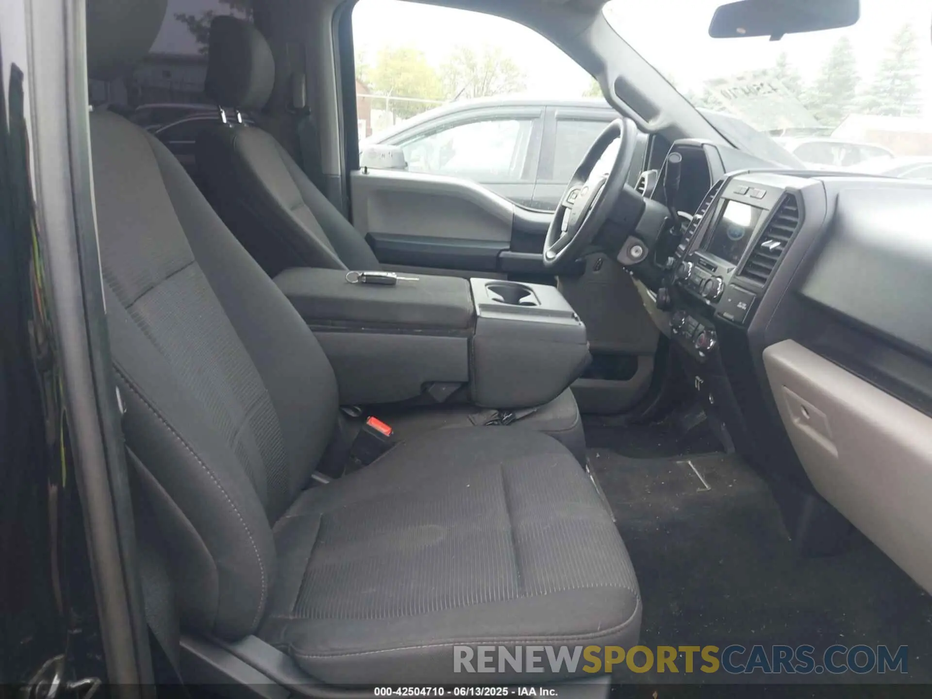 5 Photograph of a damaged car 1FTEW1EP7LFA12518 FORD F-150 2020