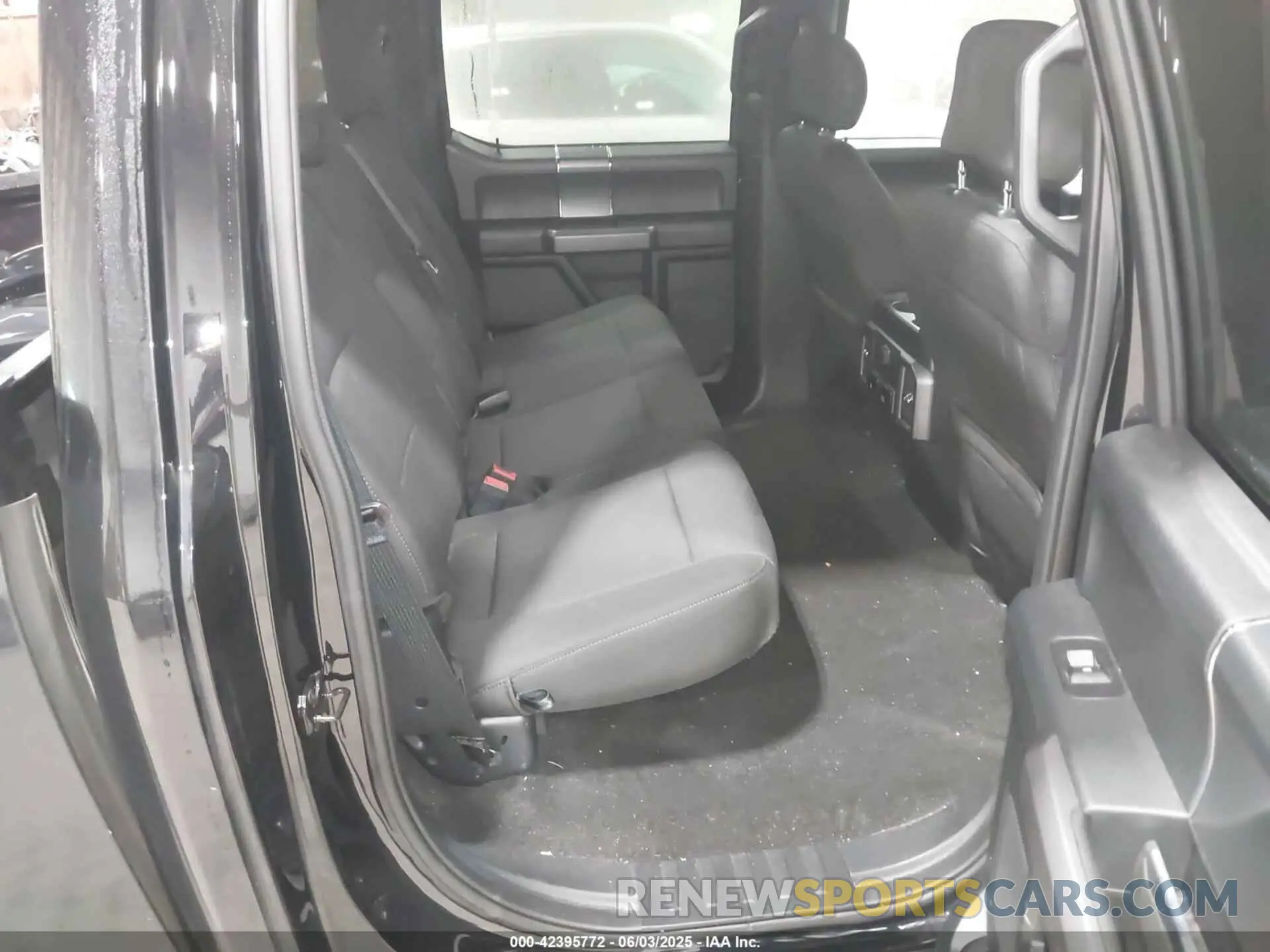 8 Photograph of a damaged car 1FTEW1EP7LFA52999 FORD F-150 2020