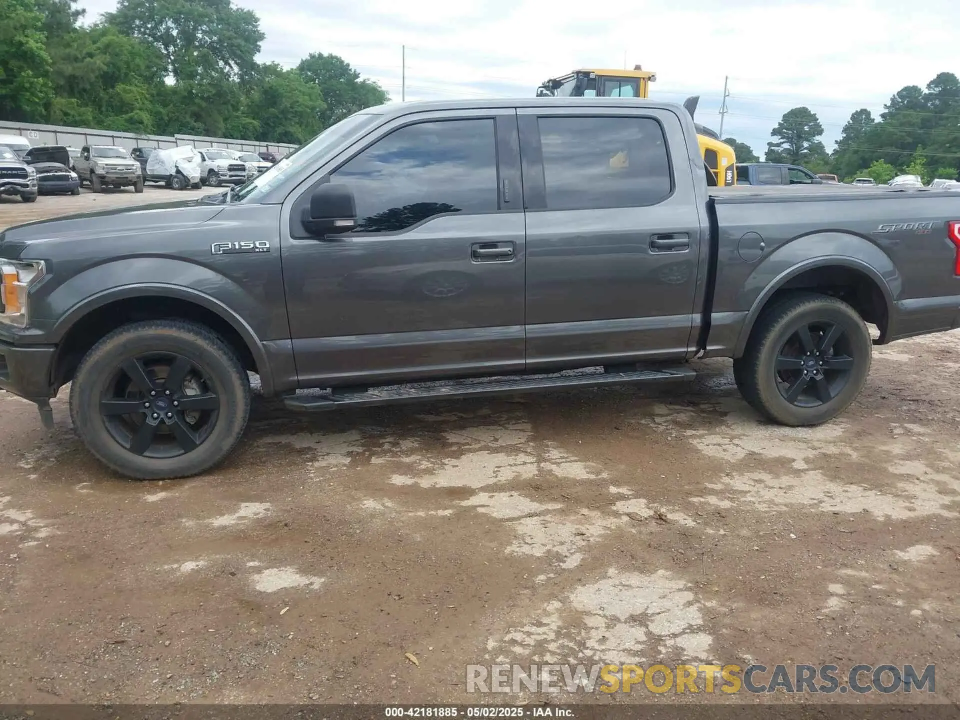 14 Photograph of a damaged car 1FTEW1EP8LFC81014 FORD F-150 2020