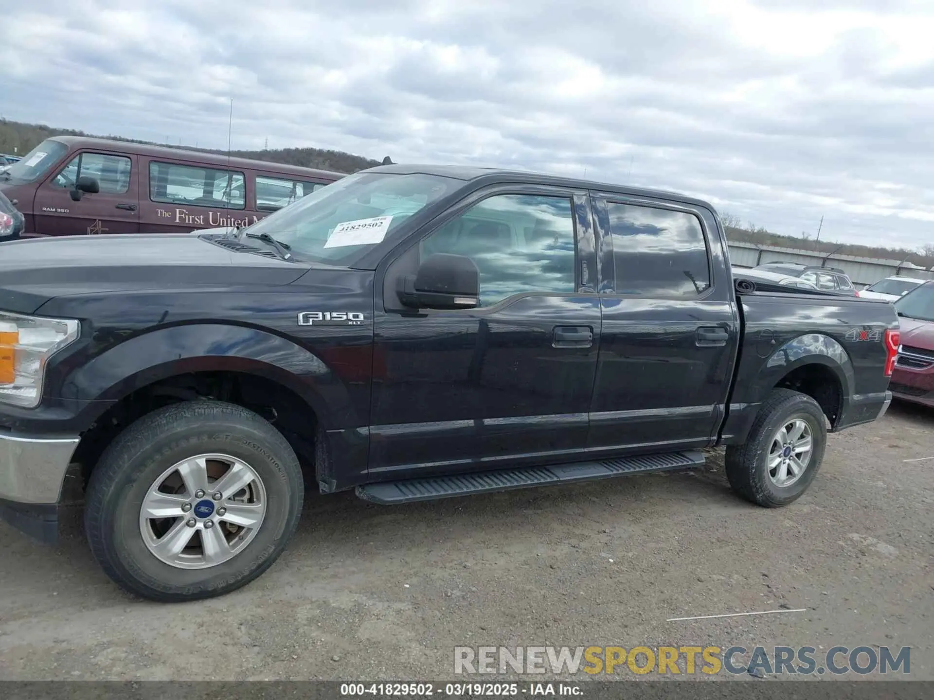14 Photograph of a damaged car 1FTEW1EP9LKE48567 FORD F-150 2020