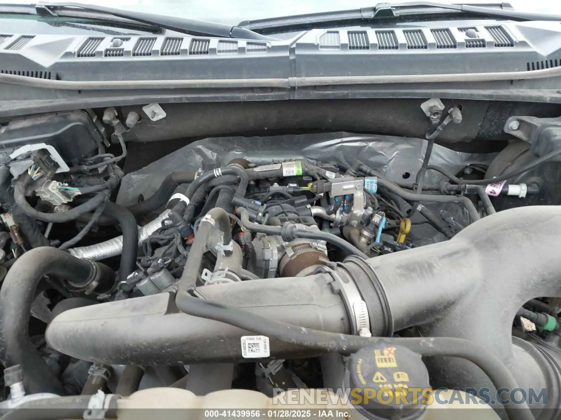 10 Photograph of a damaged car 1FTEW1EPXLFB45077 FORD F-150 2020