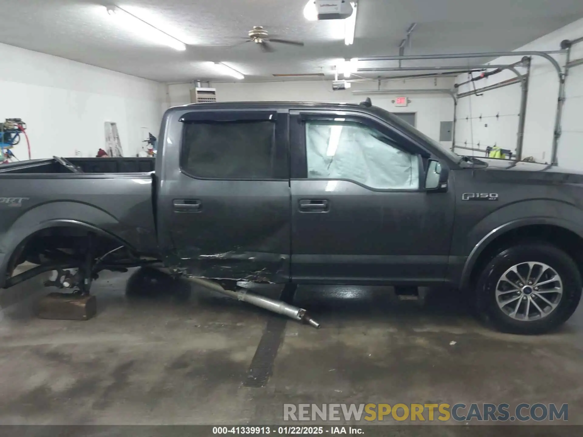 14 Photograph of a damaged car 1FTEW1EPXLKF35054 FORD F-150 2020