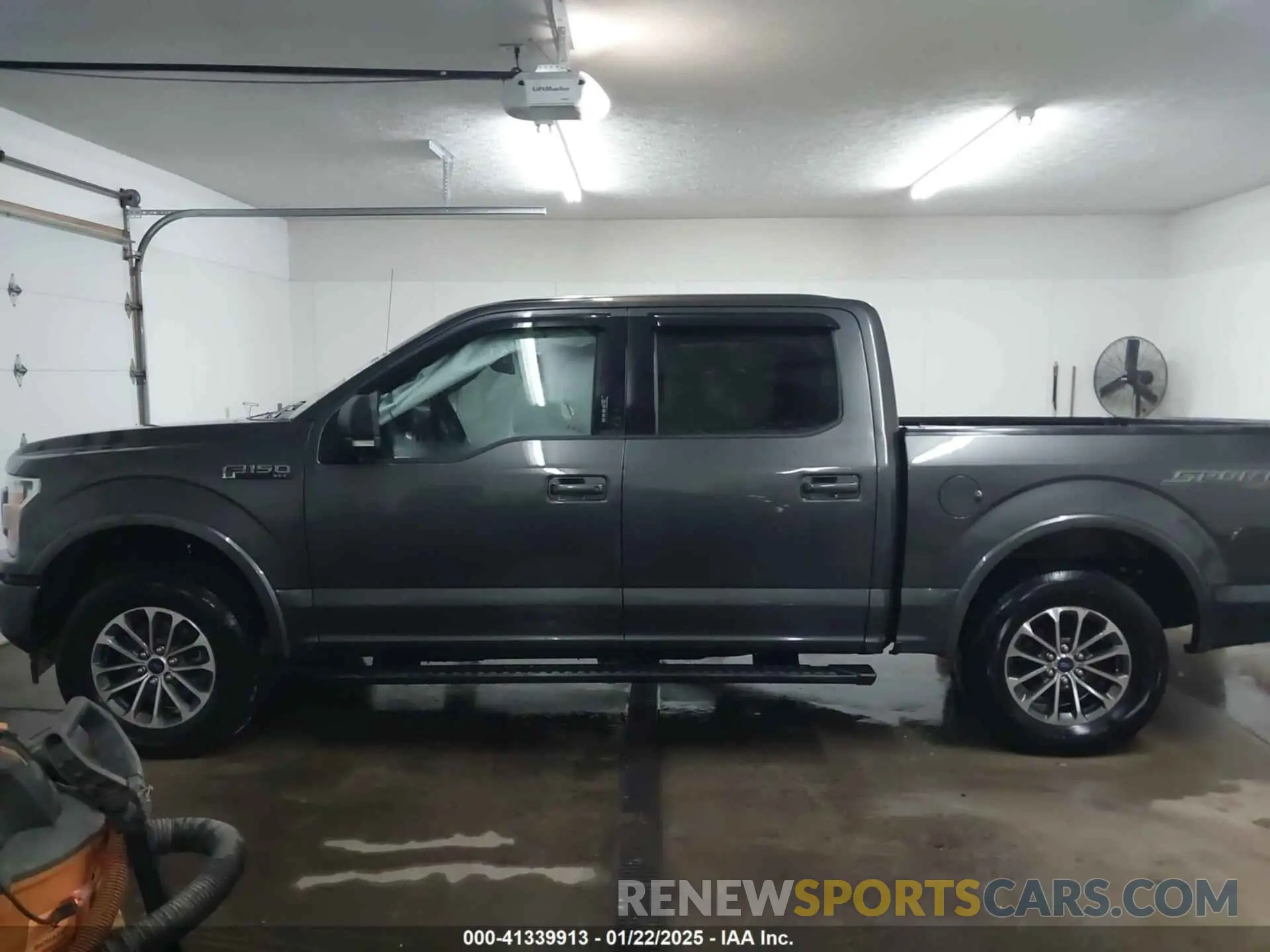 15 Photograph of a damaged car 1FTEW1EPXLKF35054 FORD F-150 2020