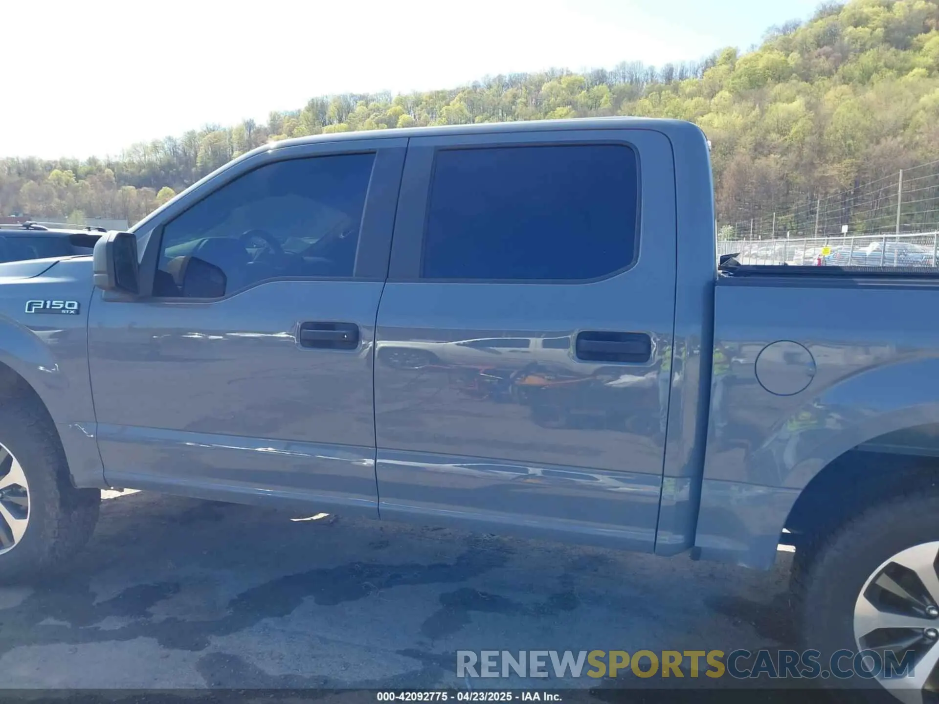 14 Photograph of a damaged car 1FTEW1EPXLKF35166 FORD F-150 2020