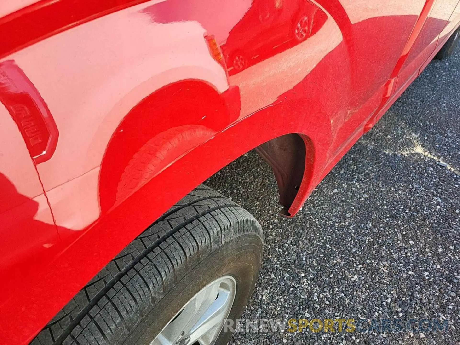 17 Photograph of a damaged car 1FTEX1C43LKD20122 FORD F-150 2020