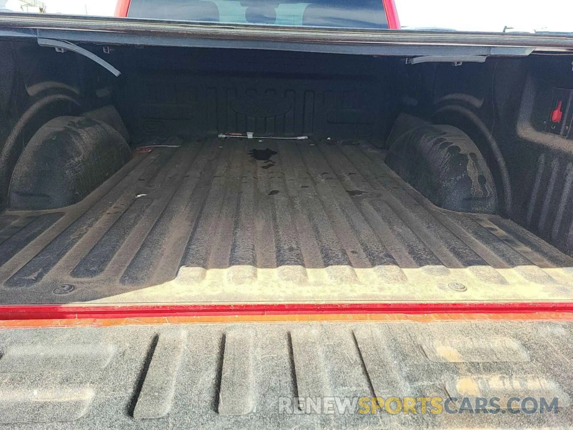 9 Photograph of a damaged car 1FTEX1C43LKD20122 FORD F-150 2020