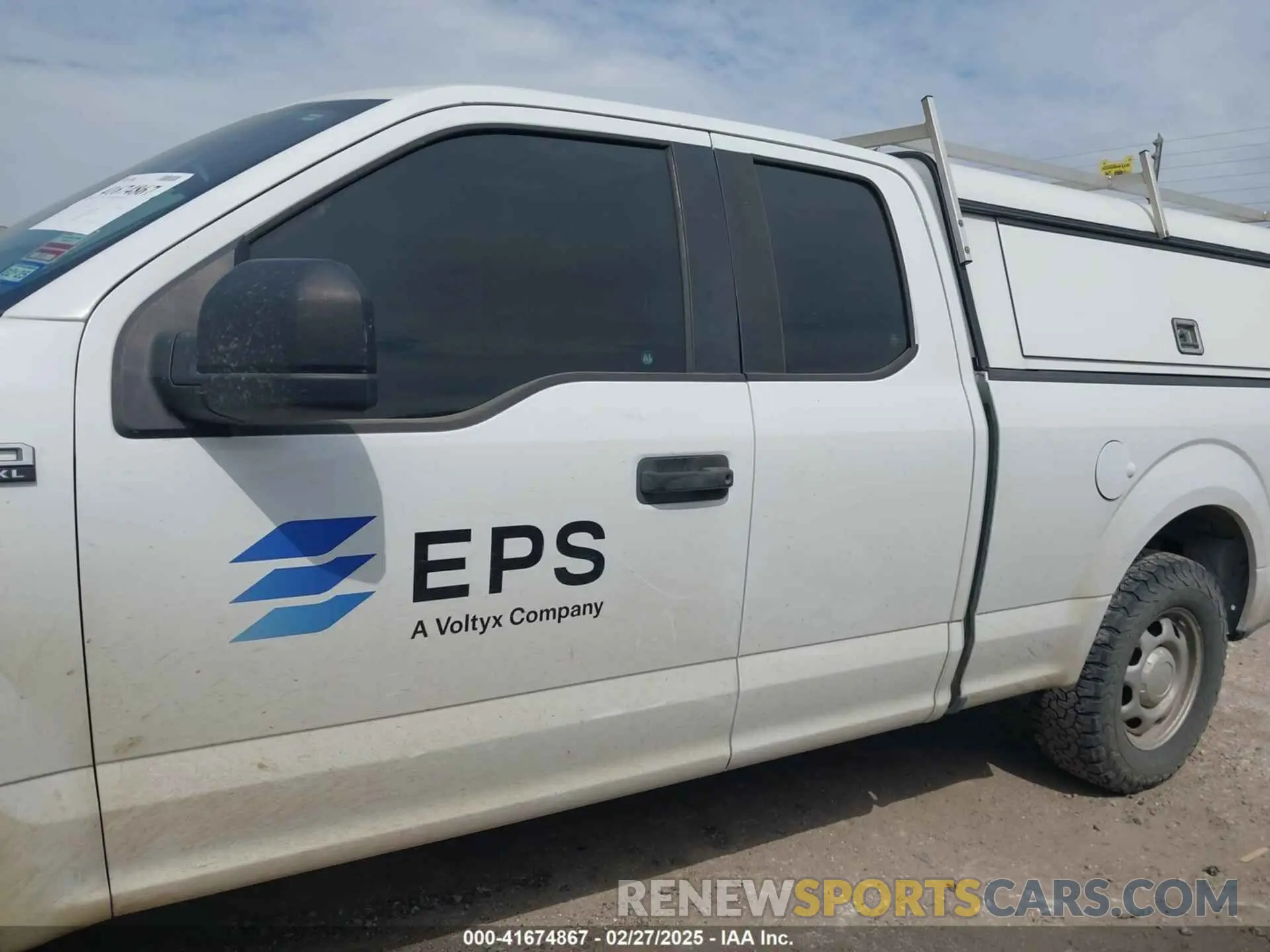 14 Photograph of a damaged car 1FTEX1C52LFA73368 FORD F-150 2020