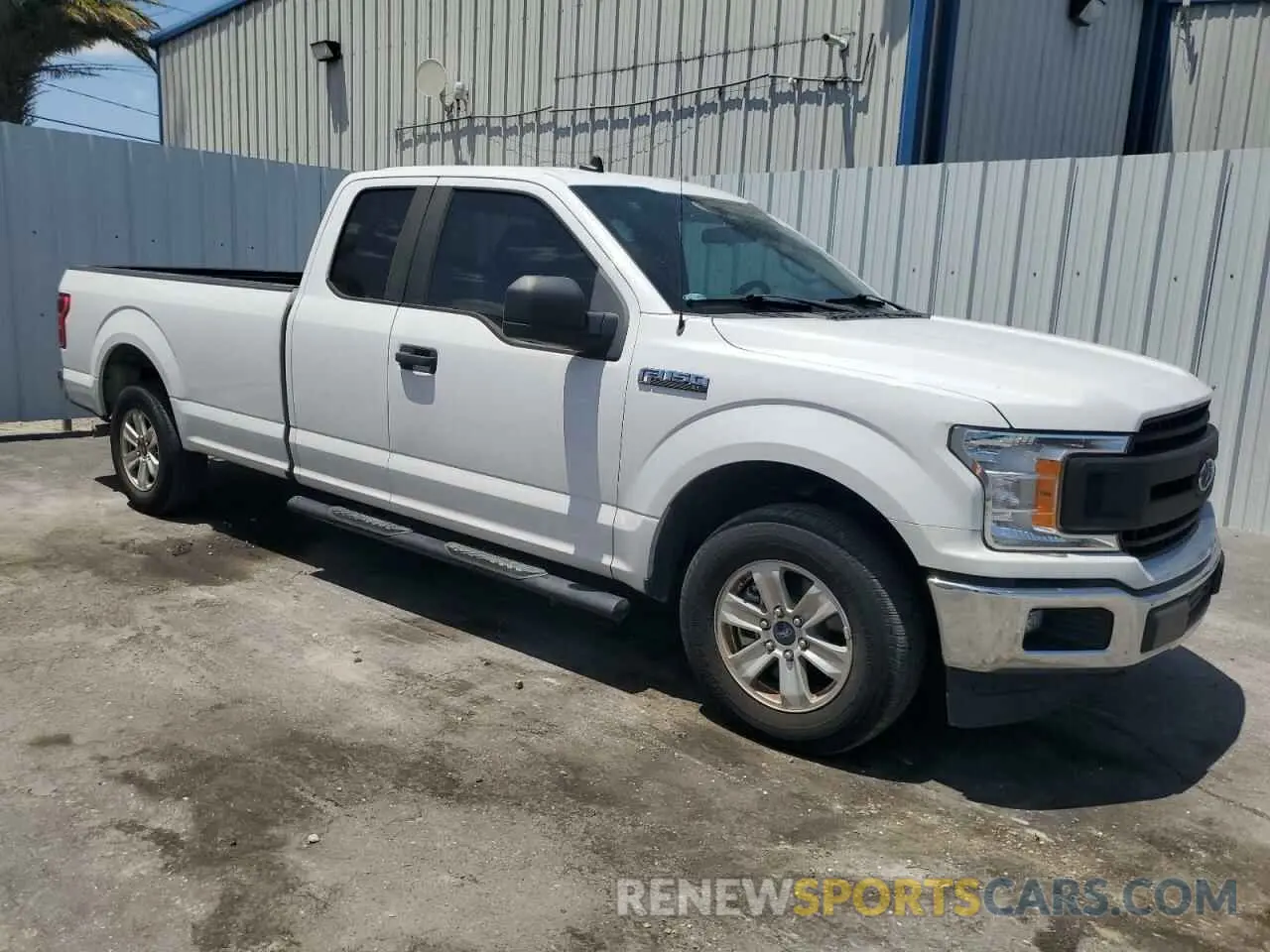 4 Photograph of a damaged car 1FTEX1C56LKE56270 FORD F-150 2020